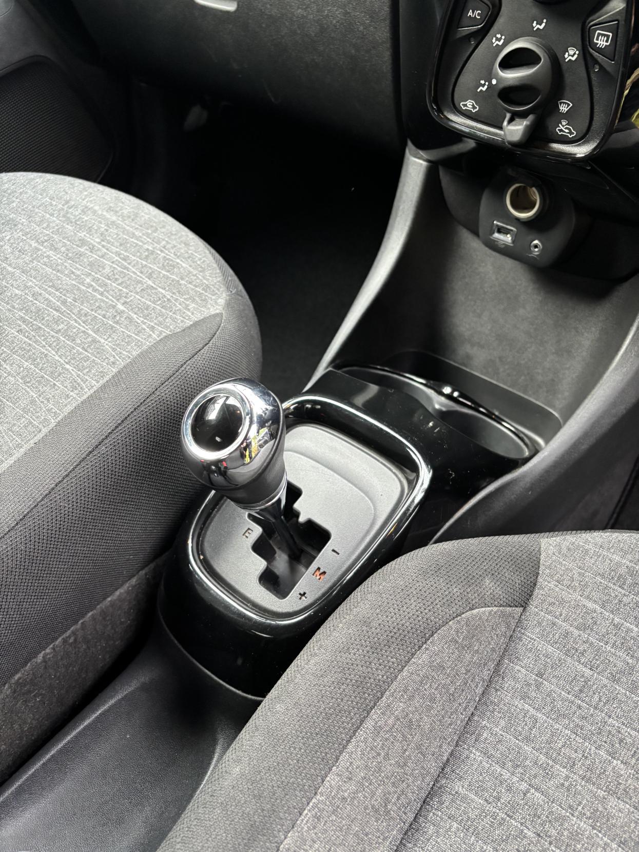 Citroen C1 1.0 VTi Flair Airscape 5dr Petrol ETG5 Euro 6 (Euro 6) (68 ps)