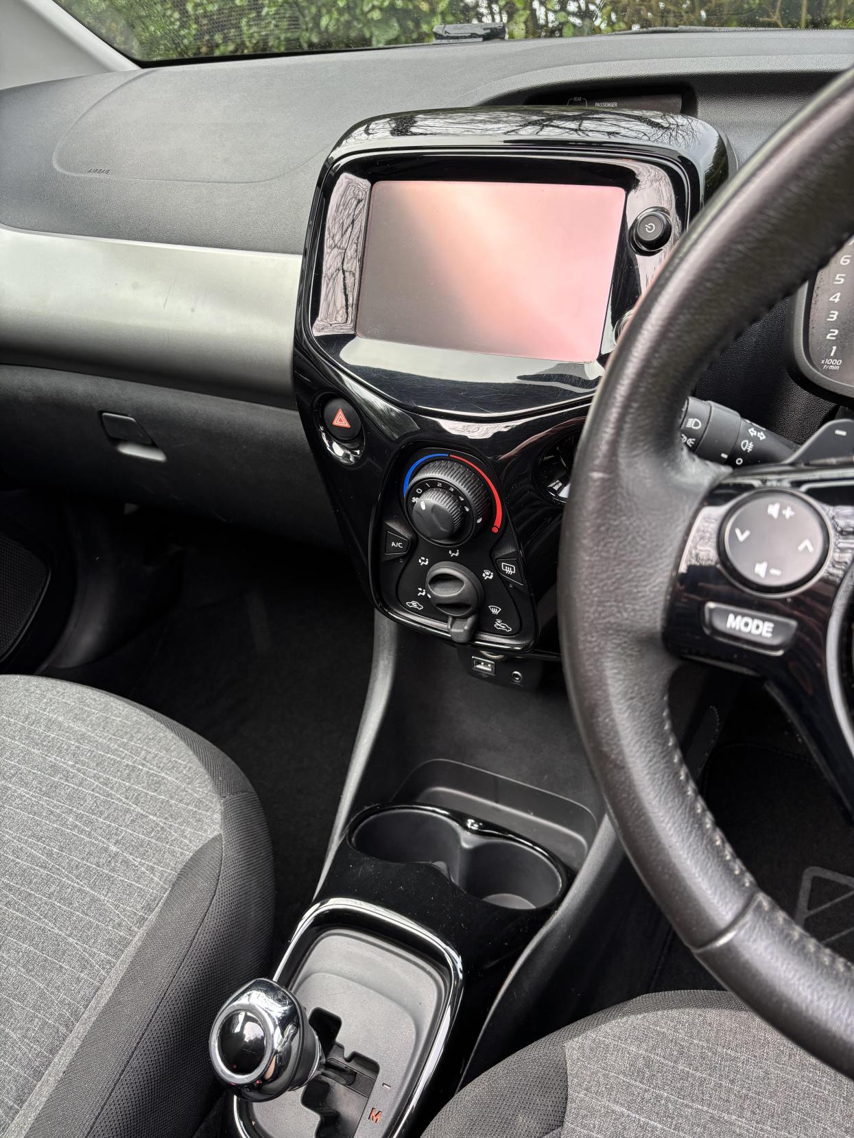 Citroen C1 1.0 VTi Flair Airscape 5dr Petrol ETG5 Euro 6 (Euro 6) (68 ps)