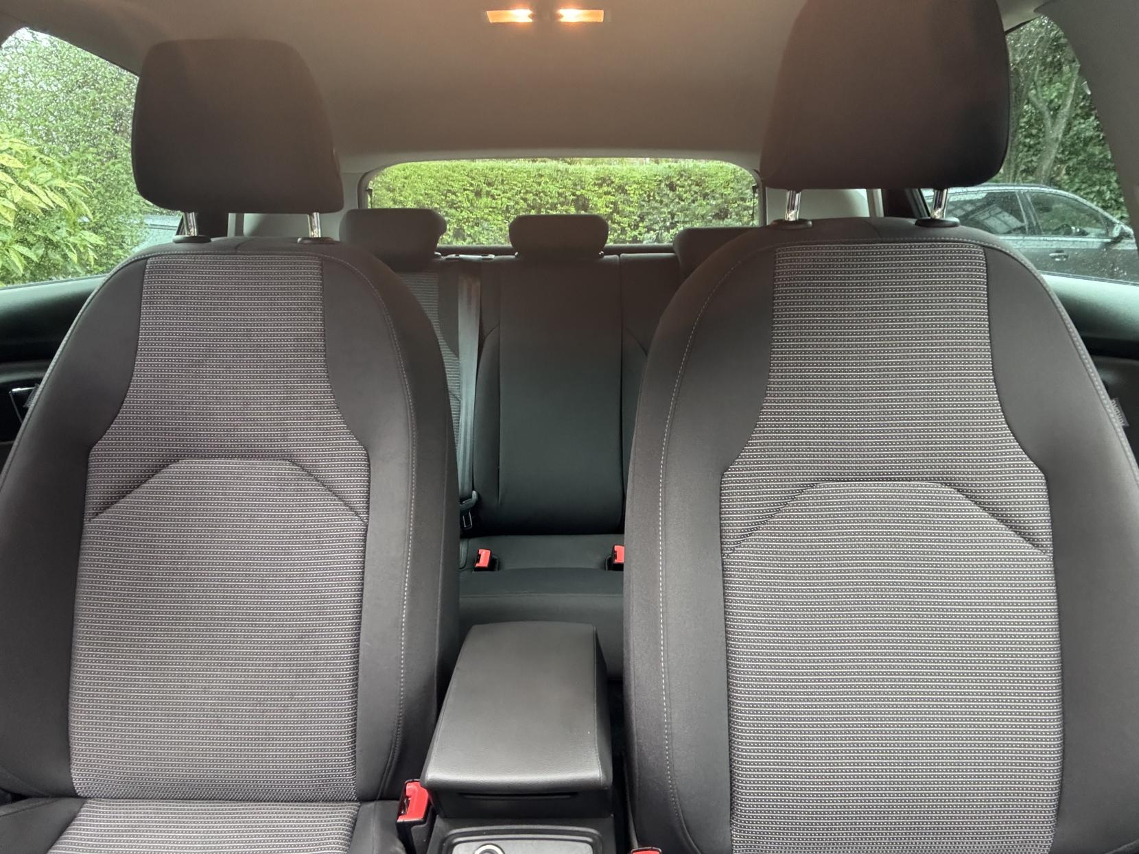 SEAT Leon 1.5 TSI EVO SE Dynamic Hatchback 5dr Petrol Manual Euro 6 (s/s) (130 ps)