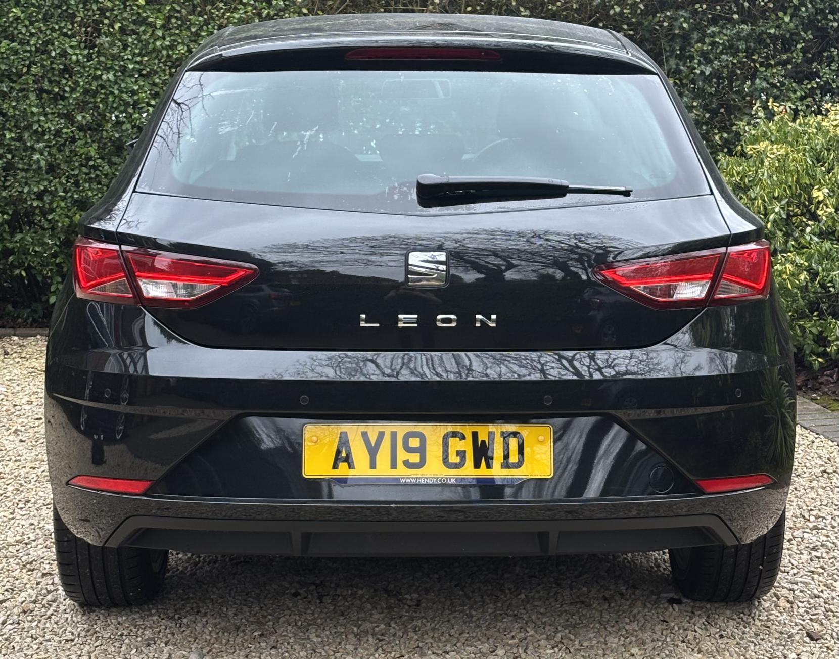 SEAT Leon 1.5 TSI EVO SE Dynamic Hatchback 5dr Petrol Manual Euro 6 (s/s) (130 ps)