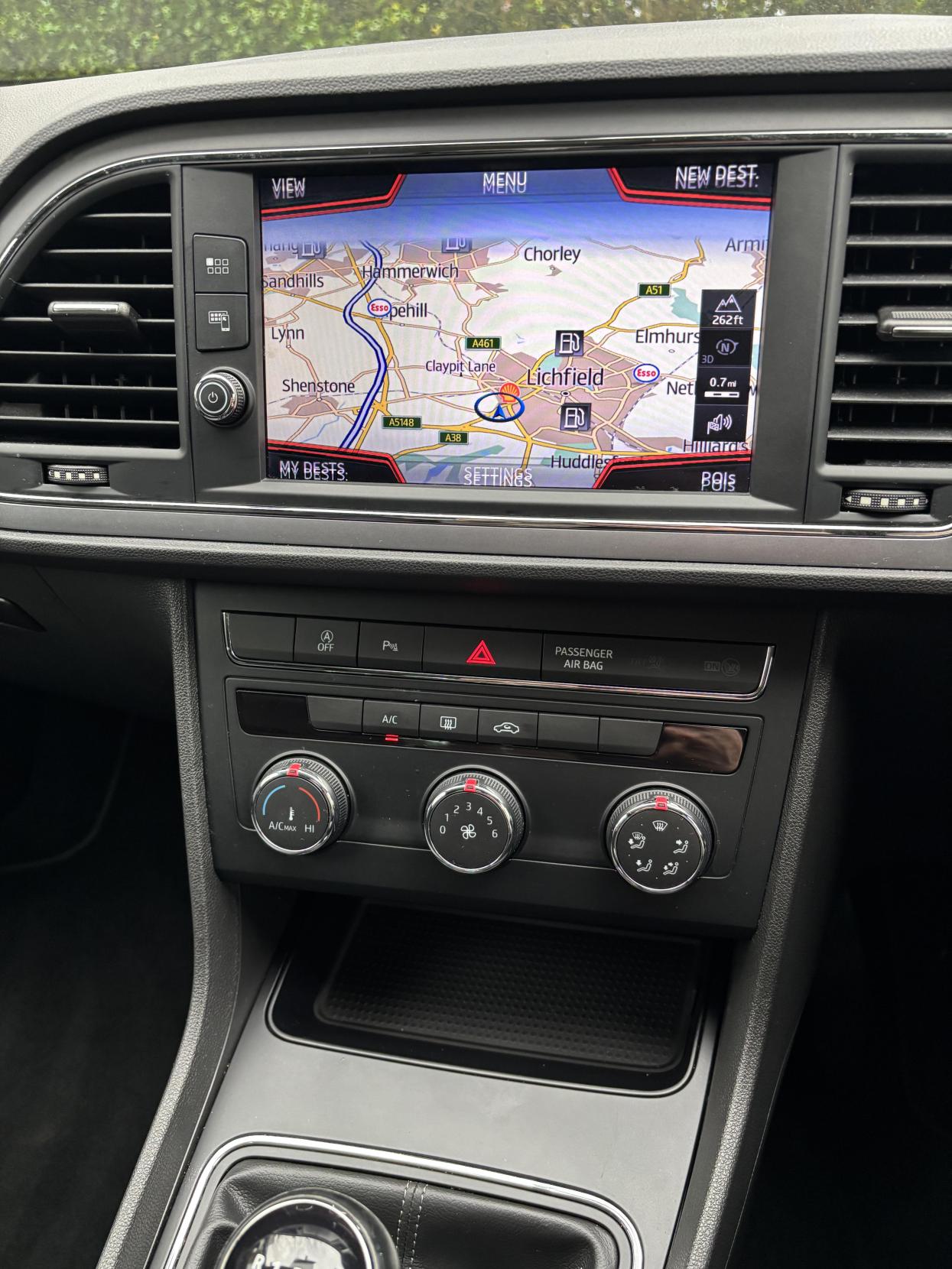 SEAT Leon 1.5 TSI EVO SE Dynamic Hatchback 5dr Petrol Manual Euro 6 (s/s) (130 ps)