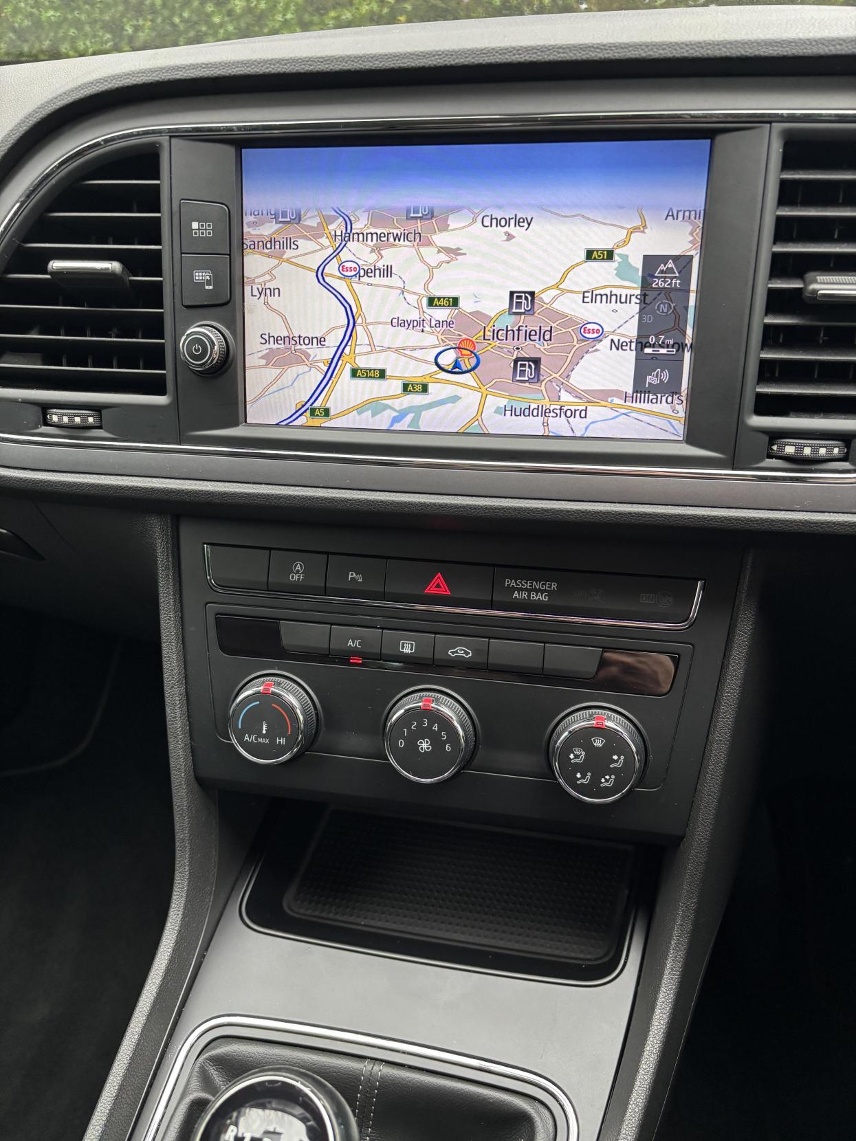 SEAT Leon 1.5 TSI EVO SE Dynamic Hatchback 5dr Petrol Manual Euro 6 (s/s) (130 ps)