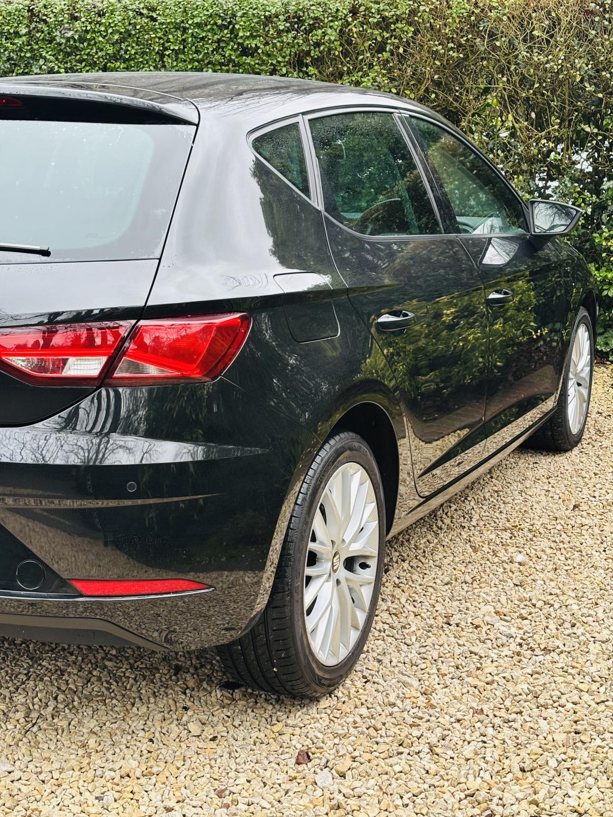 SEAT Leon 1.5 TSI EVO SE Dynamic Hatchback 5dr Petrol Manual Euro 6 (s/s) (130 ps)