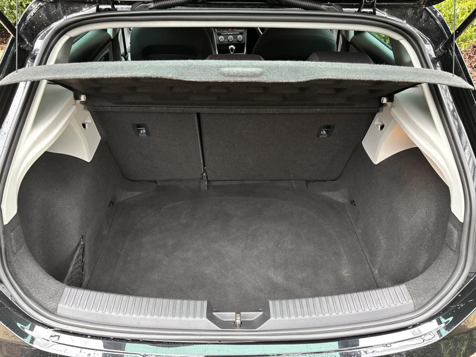 SEAT Leon 1.5 TSI EVO SE Dynamic Hatchback 5dr Petrol Manual Euro 6 (s/s) (130 ps)