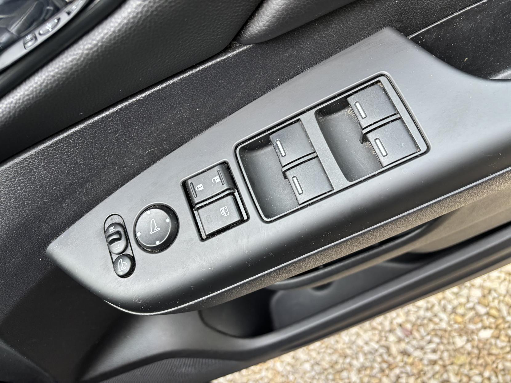 Honda CR-V 1.6 i-DTEC Black Edition SUV 5dr Diesel Manual 4WD Euro 6 (s/s) (160 ps)