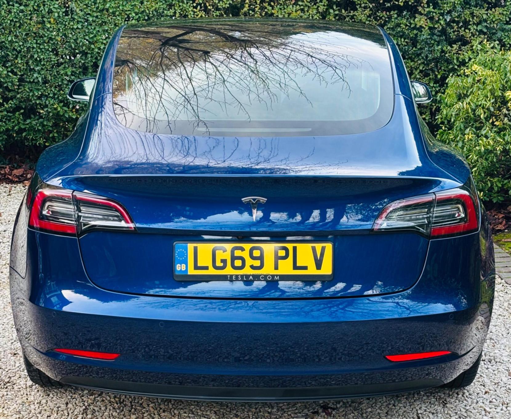 Tesla Model 3 Standard Range Plus Saloon 4dr Electric Auto RWD (241 bhp)