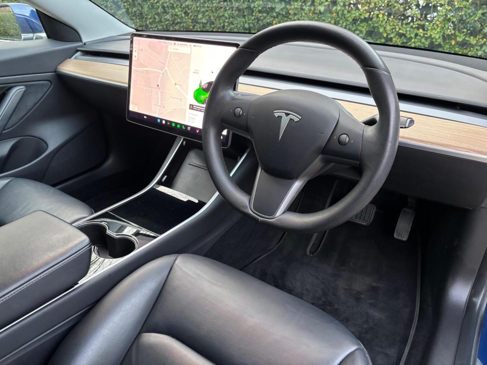 Tesla Model 3 Standard Range Plus Saloon 4dr Electric Auto RWD (241 bhp)
