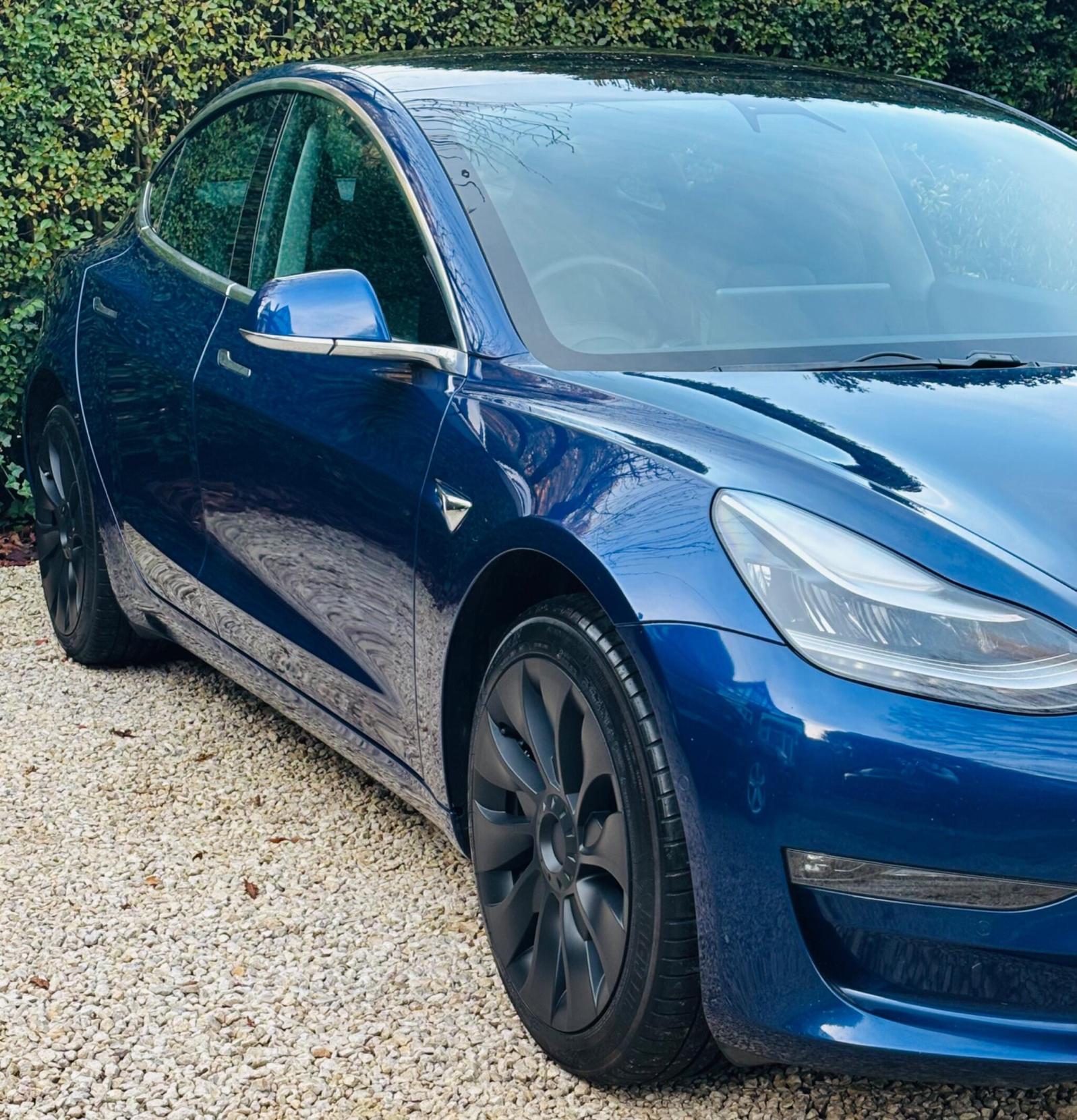 Tesla Model 3 Standard Range Plus Saloon 4dr Electric Auto RWD (241 bhp)