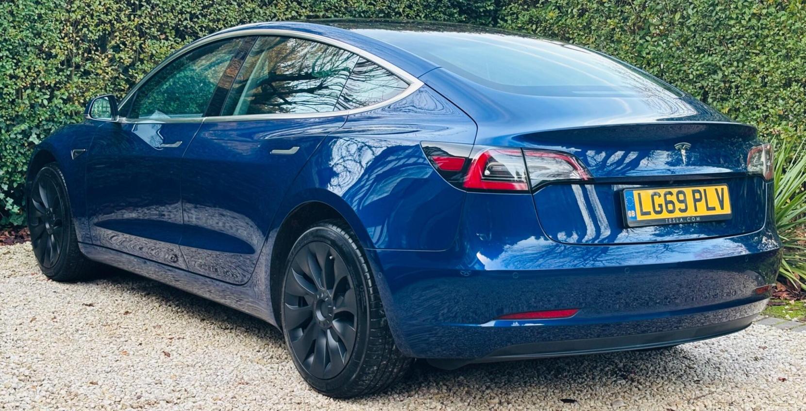 Tesla Model 3 Standard Range Plus Saloon 4dr Electric Auto RWD (241 bhp)