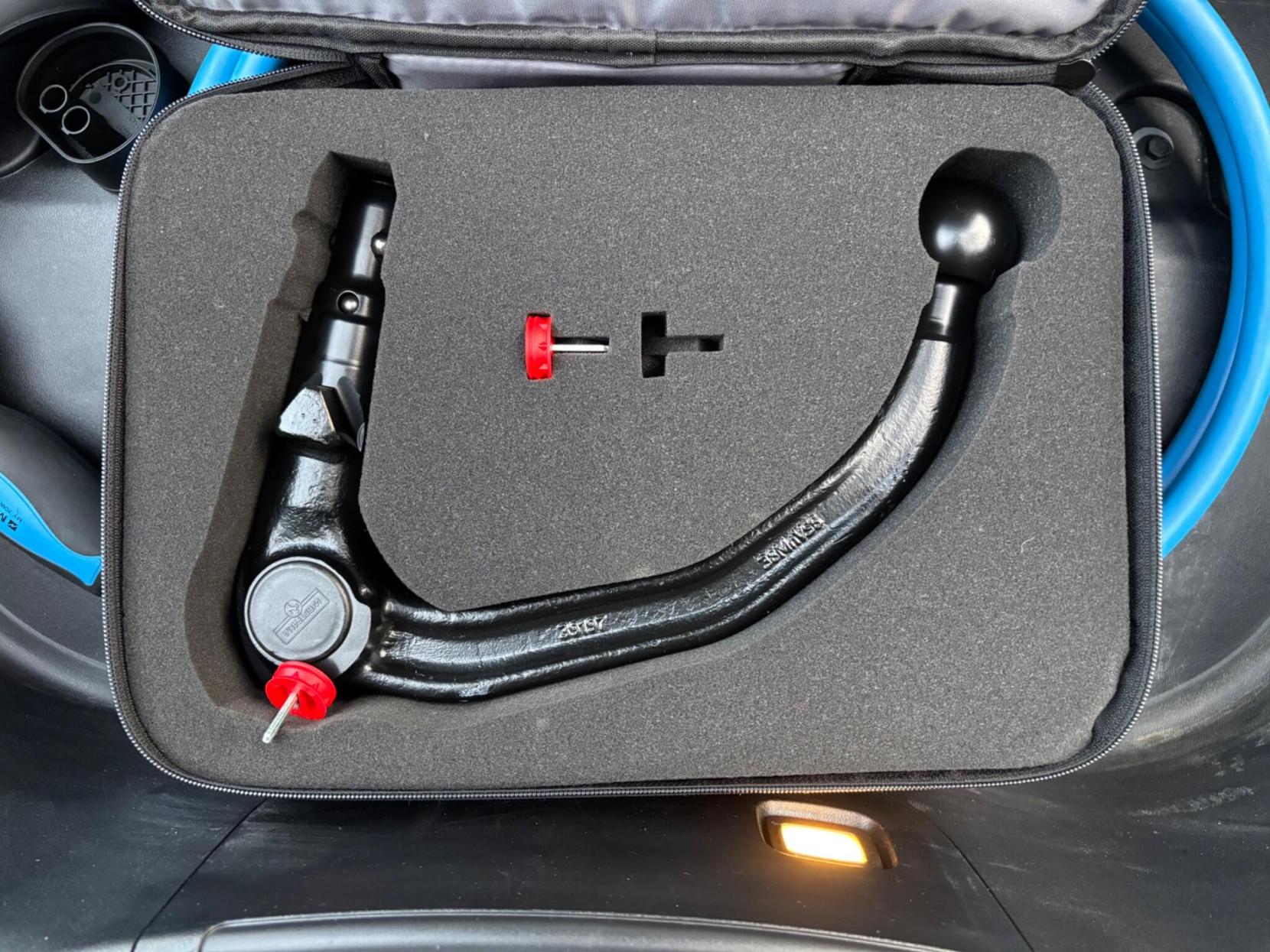 Tesla Model 3 Standard Range Plus Saloon 4dr Electric Auto RWD (241 bhp)