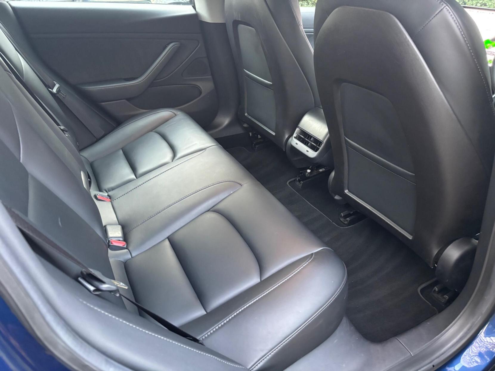 Tesla Model 3 Standard Range Plus Saloon 4dr Electric Auto RWD (241 bhp)