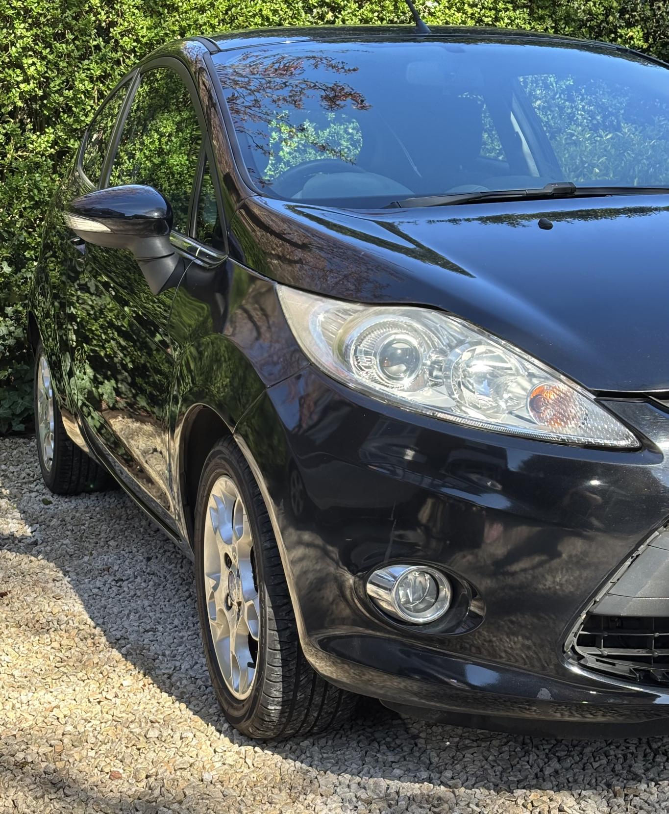 Ford Fiesta 1.25 Zetec Hatchback 3dr Petrol Manual Euro 5 (82 ps)