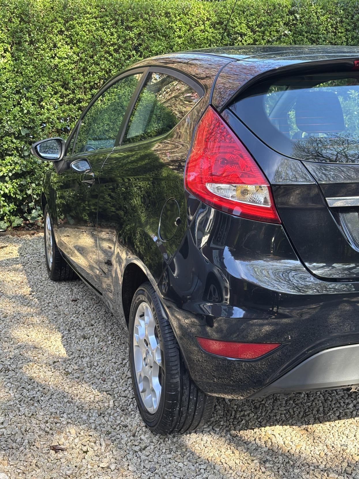 Ford Fiesta 1.25 Zetec Hatchback 3dr Petrol Manual Euro 5 (82 ps)