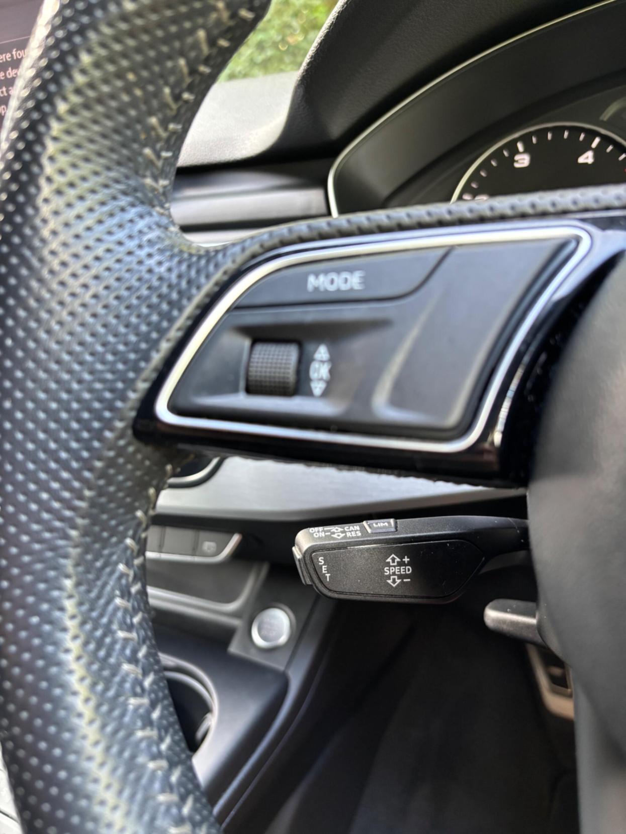 Audi A4 Avant 2.0 TDI ultra S line Estate 5dr Diesel S Tronic Euro 6 (s/s) (190 ps)