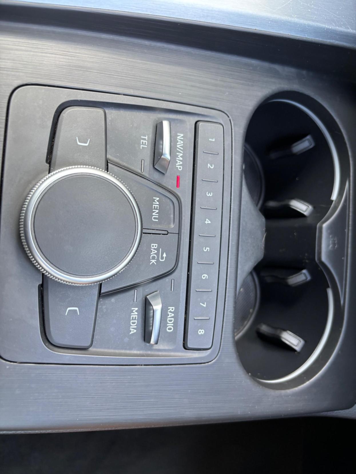 Audi A4 Avant 2.0 TDI ultra S line Estate 5dr Diesel S Tronic Euro 6 (s/s) (190 ps)