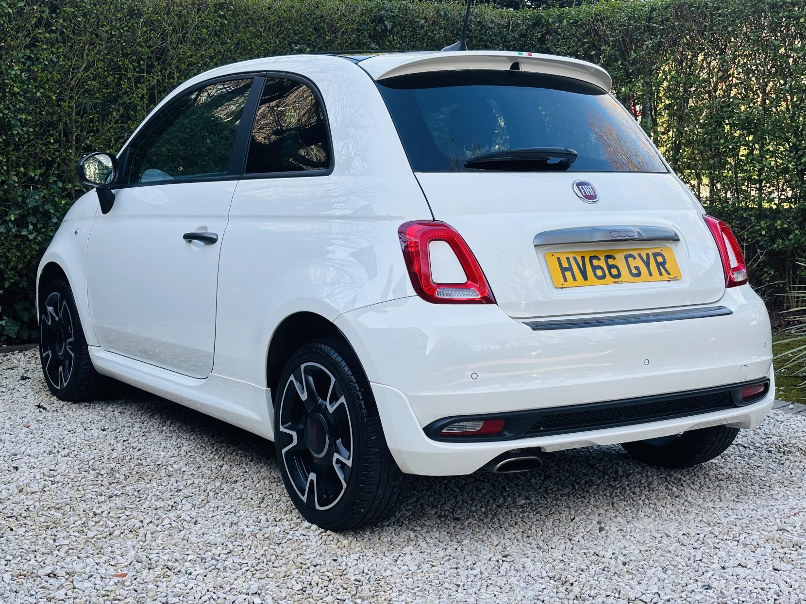 Fiat 500 1.2 S Hatchback 3dr Petrol Manual Euro 6 (s/s) (69 bhp)