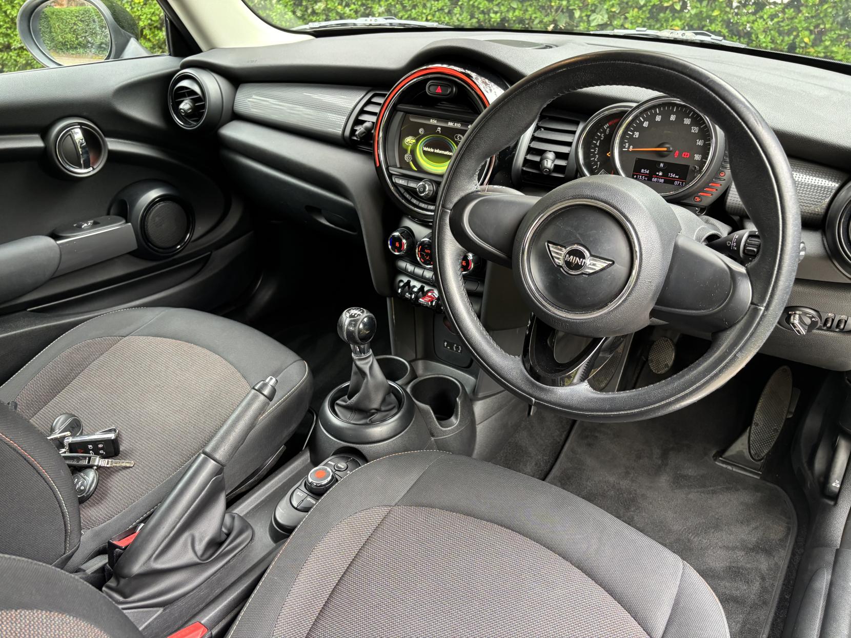 MINI Hatch 1.5 Cooper Hatchback 3dr Petrol Manual Euro 6 (s/s) (136 ps)