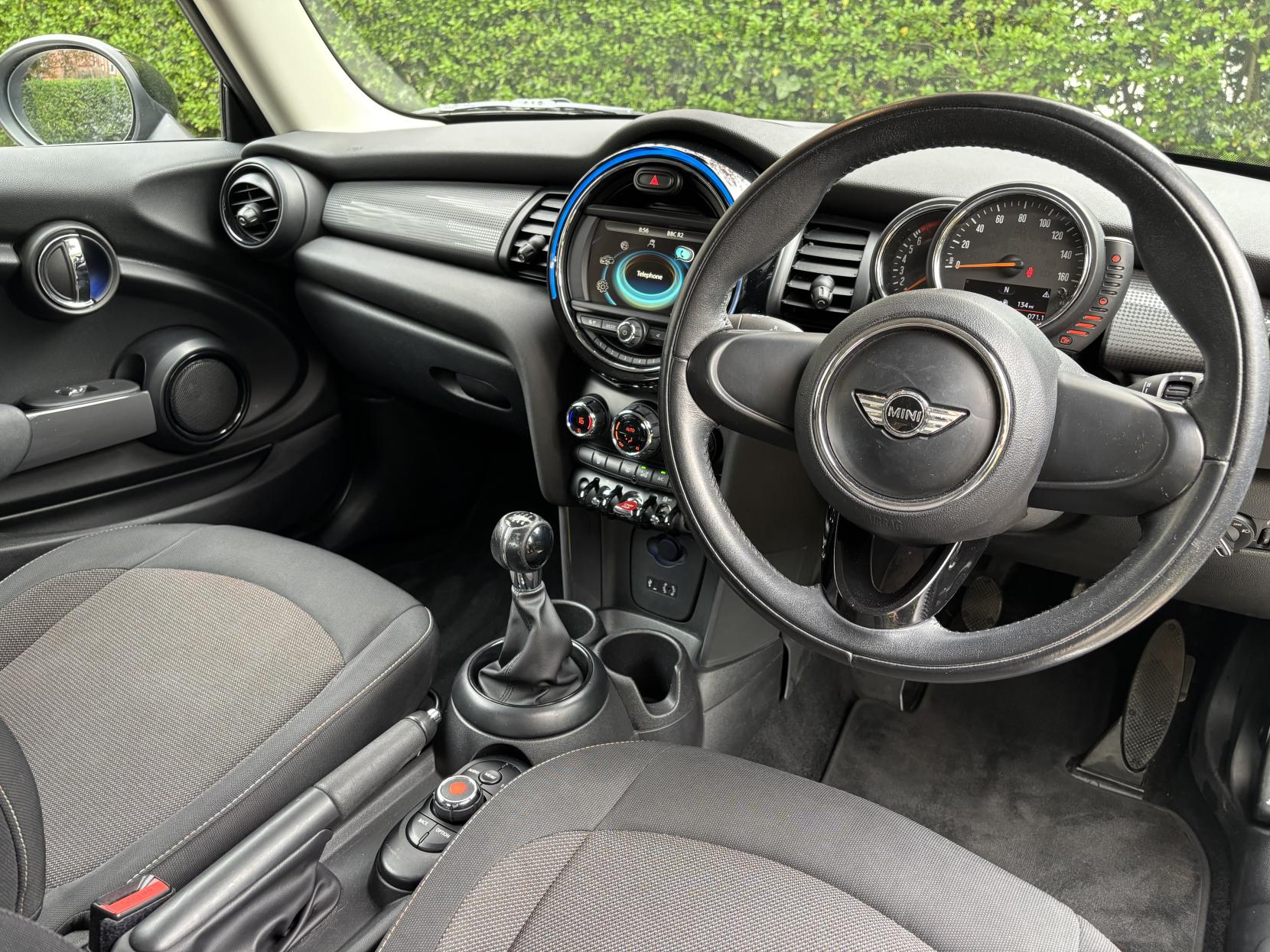 MINI Hatch 1.5 Cooper Hatchback 3dr Petrol Manual Euro 6 (s/s) (136 ps)