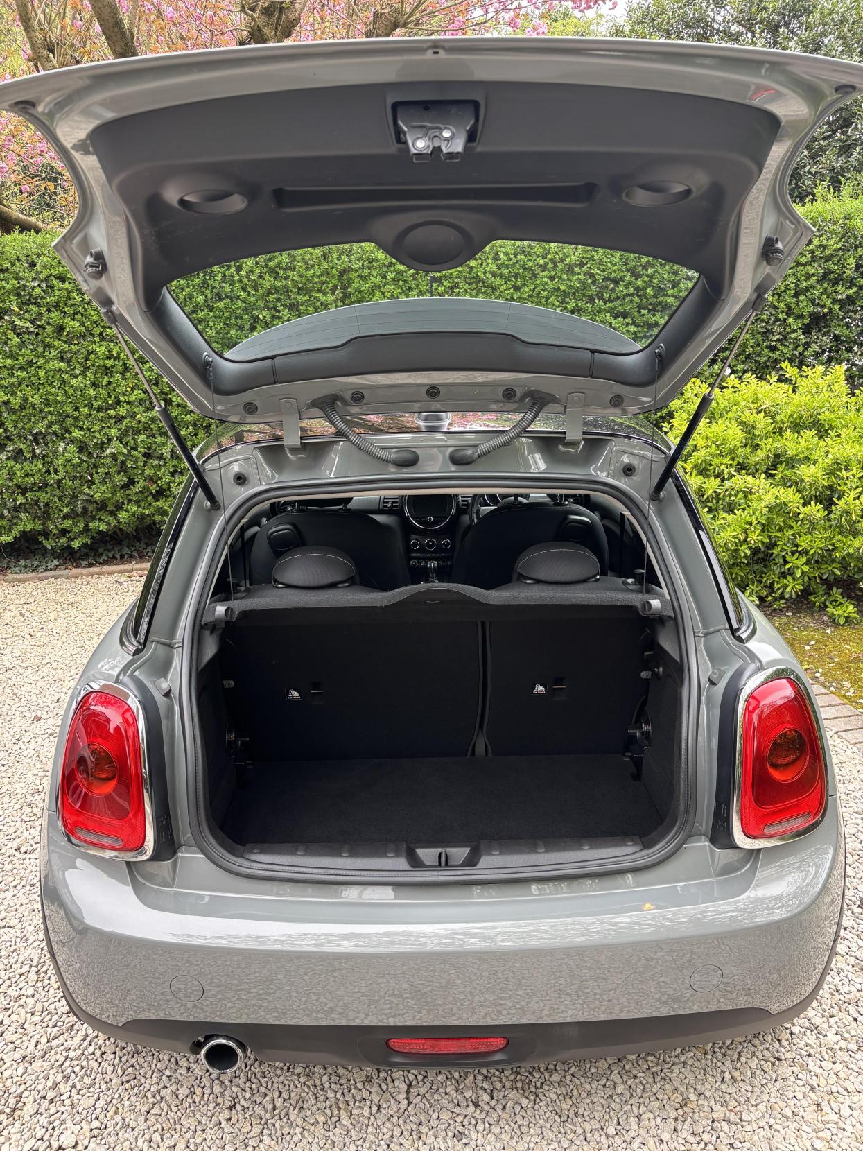 MINI Hatch 1.5 Cooper Hatchback 3dr Petrol Manual Euro 6 (s/s) (136 ps)