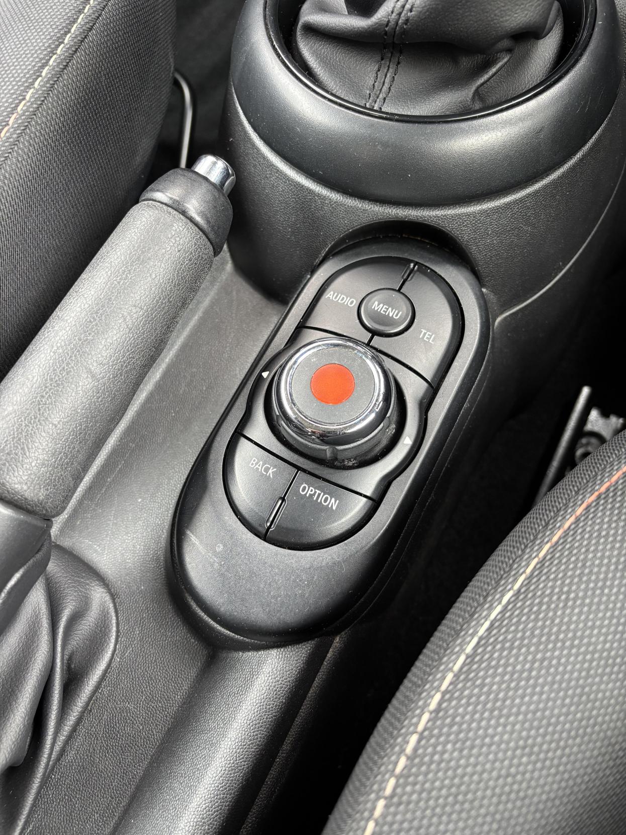 MINI Hatch 1.5 Cooper Hatchback 3dr Petrol Manual Euro 6 (s/s) (136 ps)