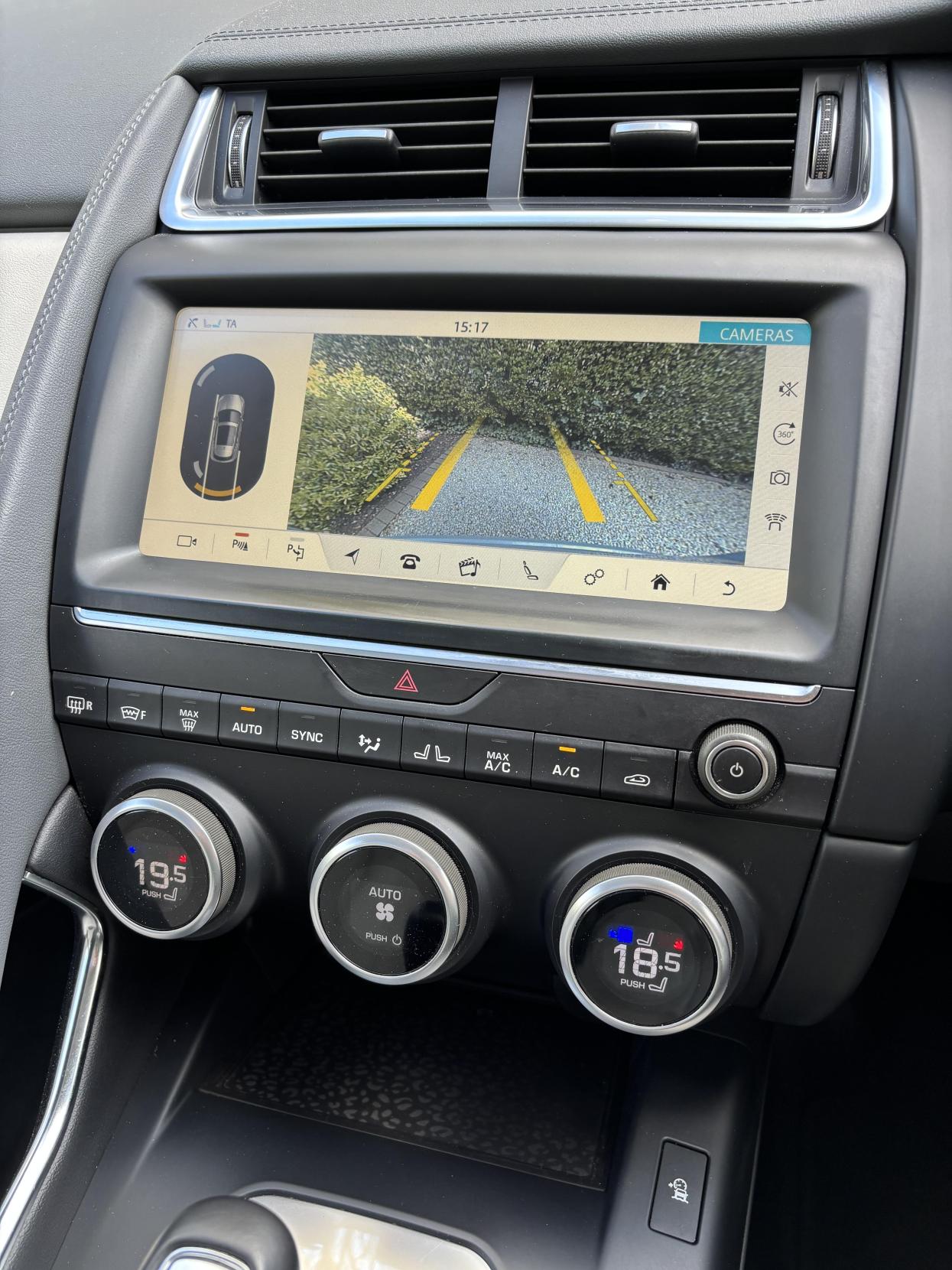 Jaguar E-PACE 2.0 P250 HSE SUV 5dr Petrol Auto AWD Euro 6 (s/s) (249 ps)