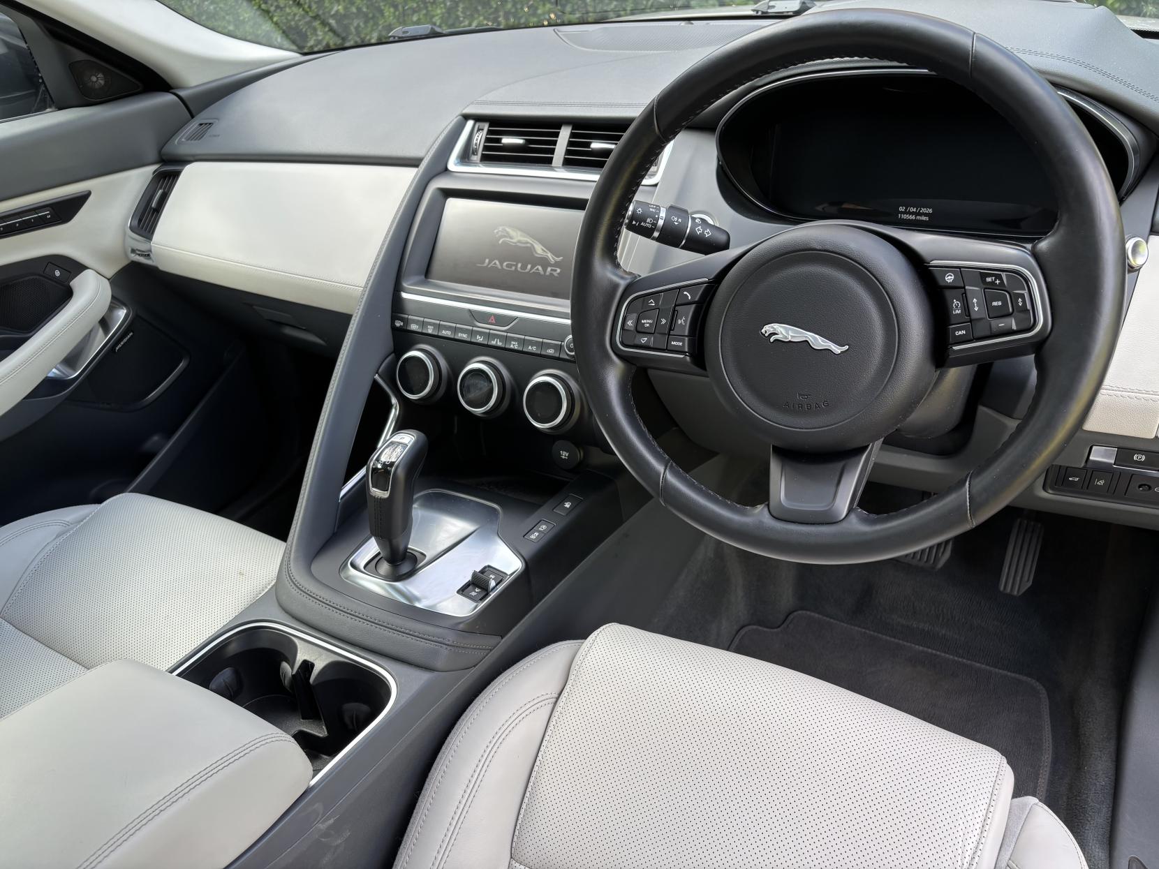 Jaguar E-PACE 2.0 P250 HSE SUV 5dr Petrol Auto AWD Euro 6 (s/s) (249 ps)