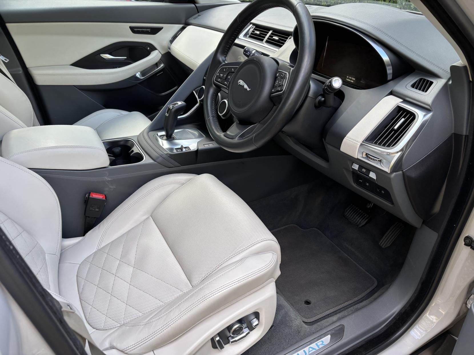 Jaguar E-PACE 2.0 P250 HSE SUV 5dr Petrol Auto AWD Euro 6 (s/s) (249 ps)