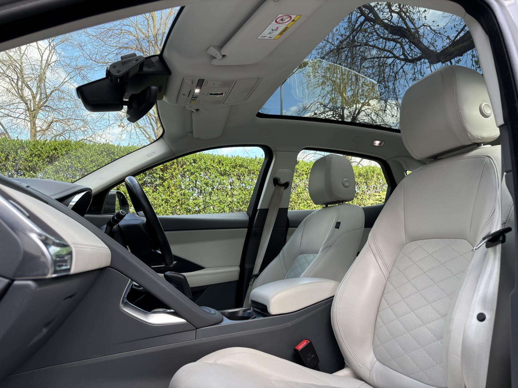 Jaguar E-PACE 2.0 P250 HSE SUV 5dr Petrol Auto AWD Euro 6 (s/s) (249 ps)