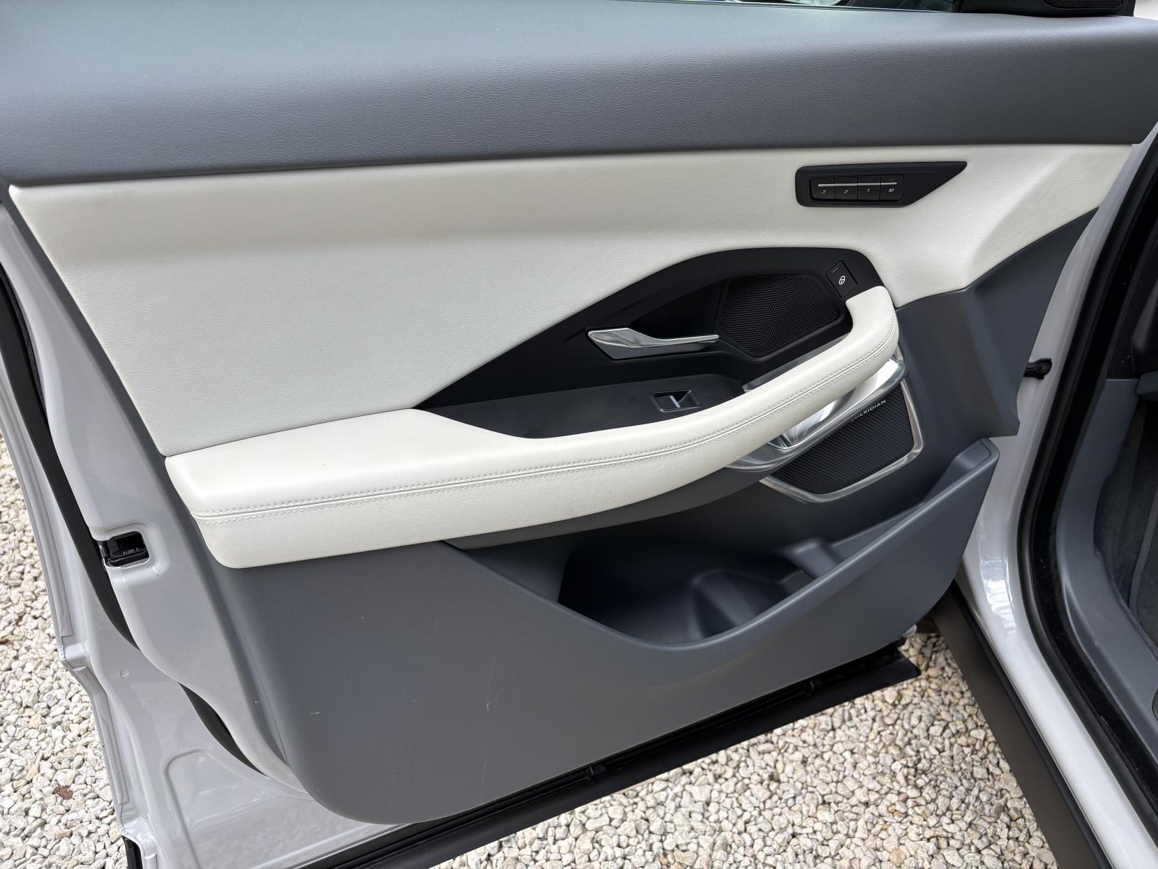 Jaguar E-PACE 2.0 P250 HSE SUV 5dr Petrol Auto AWD Euro 6 (s/s) (249 ps)