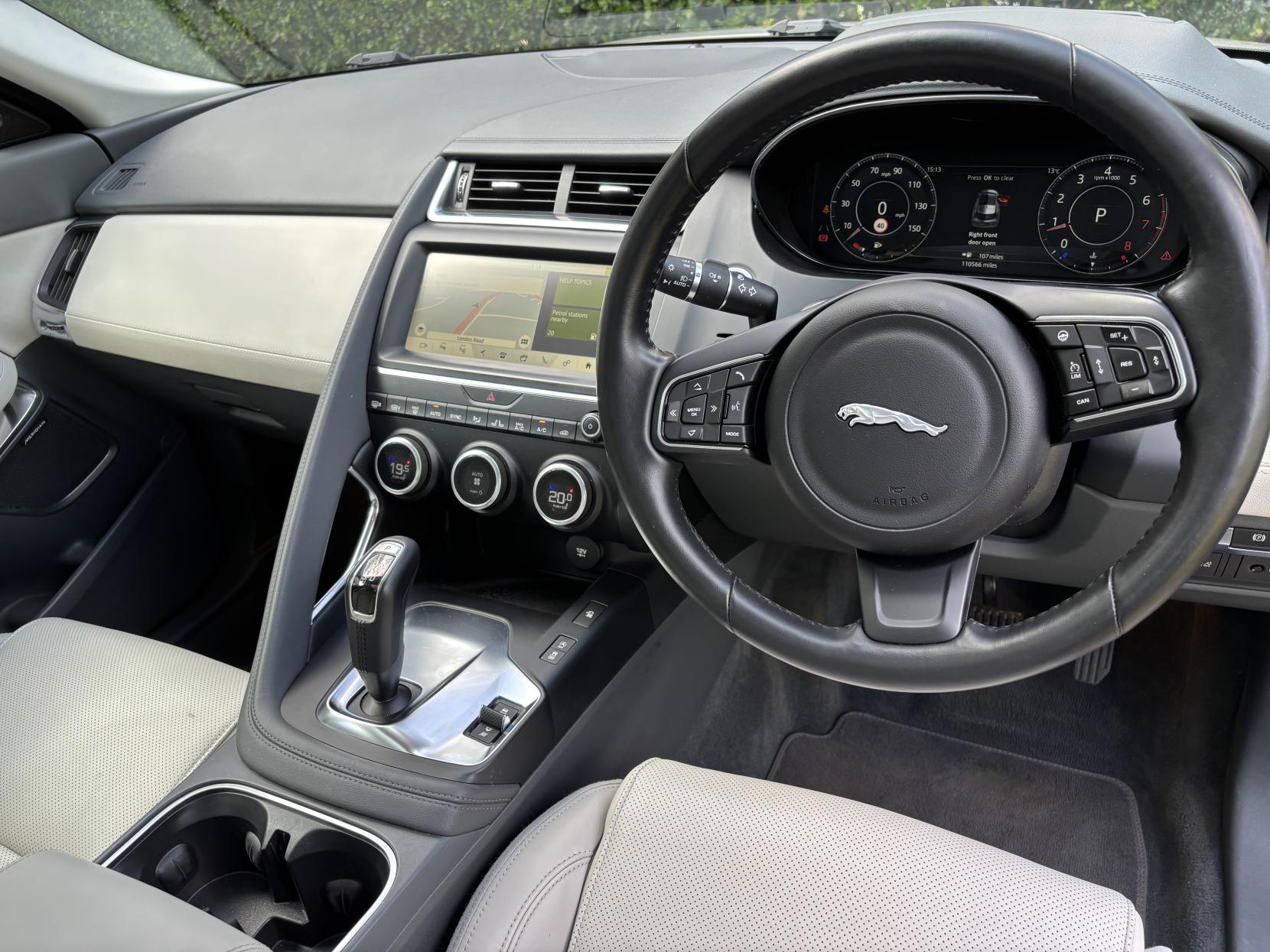 Jaguar E-PACE 2.0 P250 HSE SUV 5dr Petrol Auto AWD Euro 6 (s/s) (249 ps)