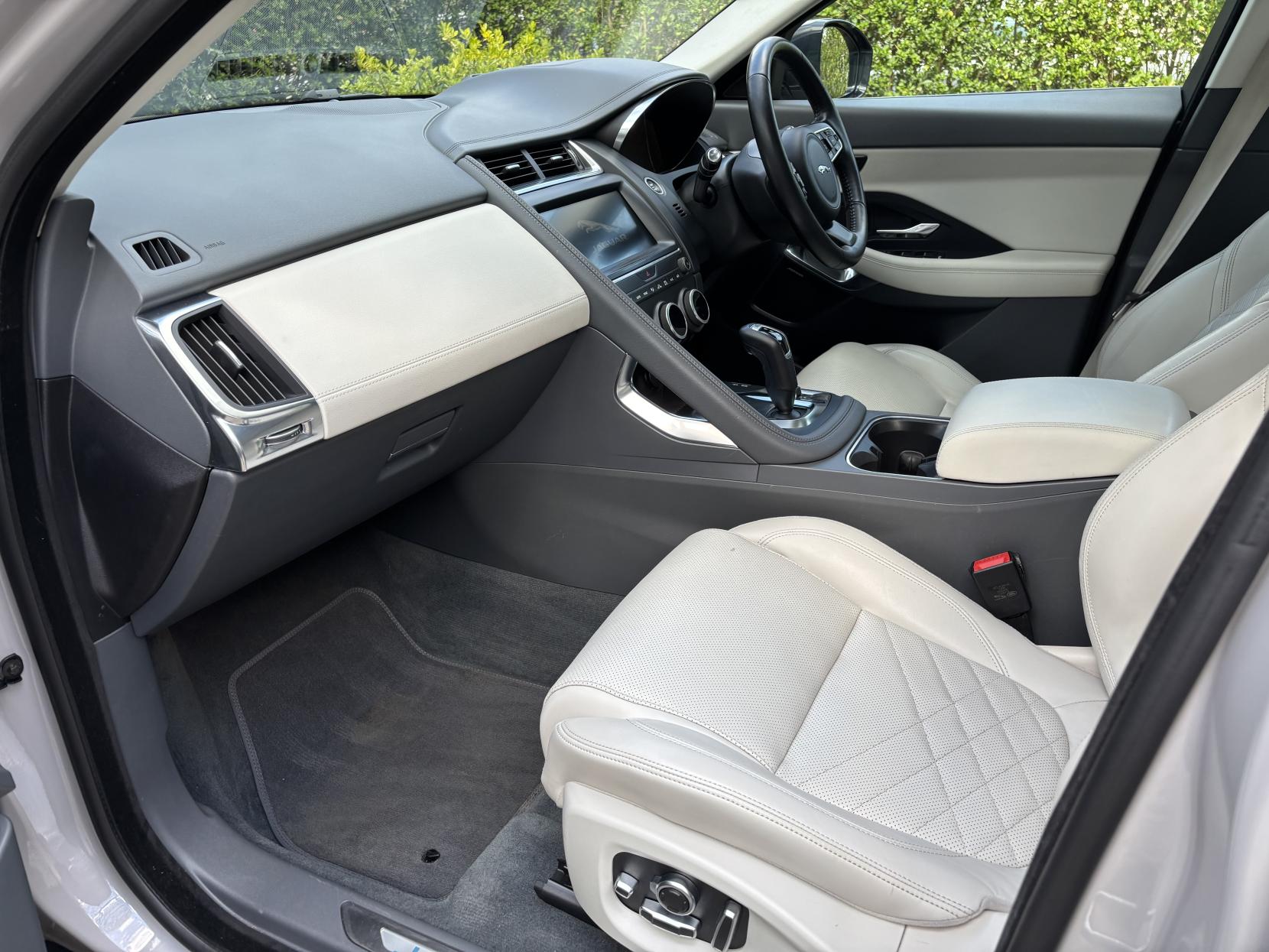 Jaguar E-PACE 2.0 P250 HSE SUV 5dr Petrol Auto AWD Euro 6 (s/s) (249 ps)