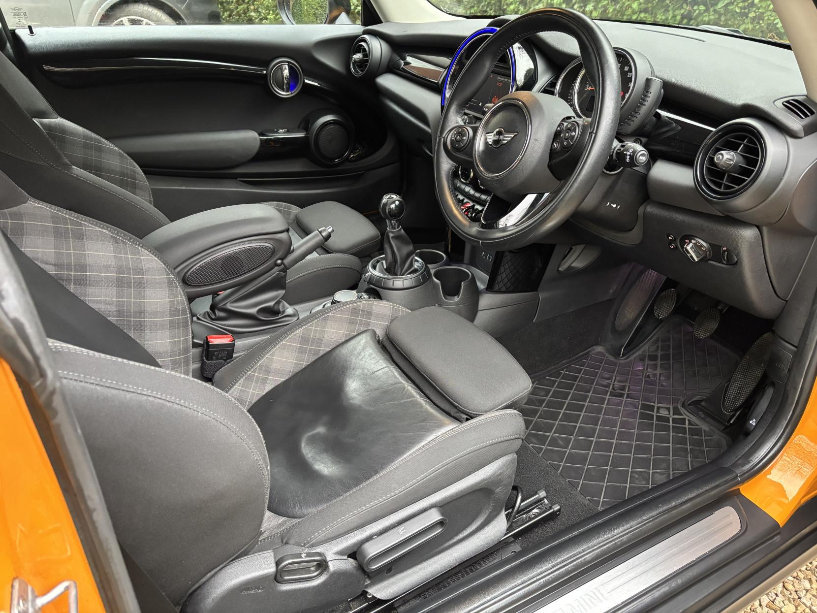 MINI Hatch 1.5 Cooper Hatchback 3dr Petrol Manual Euro 6 (s/s) (136 ps)