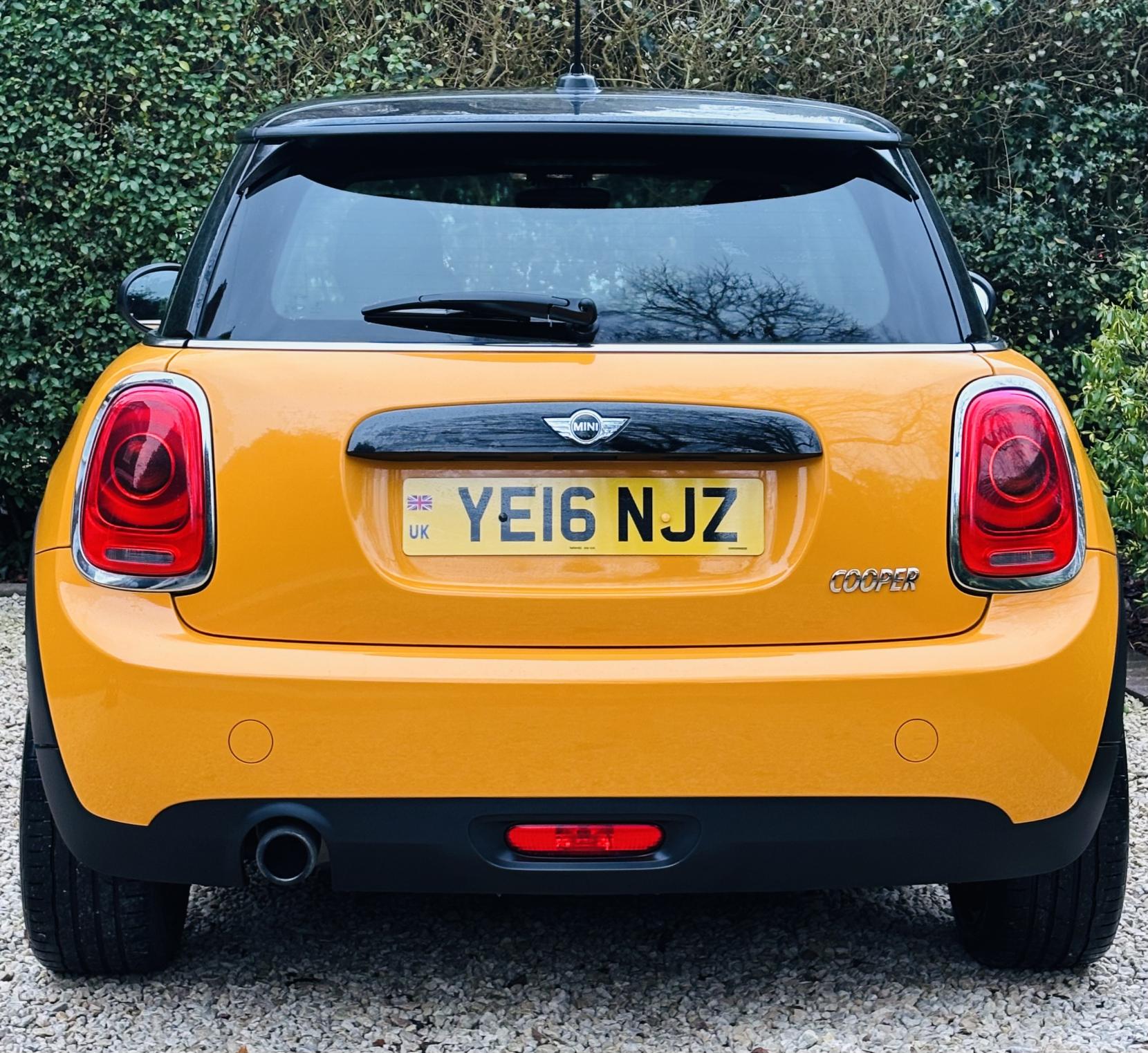 MINI Hatch 1.5 Cooper Hatchback 3dr Petrol Manual Euro 6 (s/s) (136 ps)