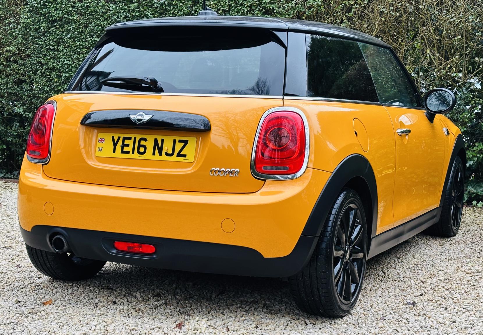 MINI Hatch 1.5 Cooper Hatchback 3dr Petrol Manual Euro 6 (s/s) (136 ps)