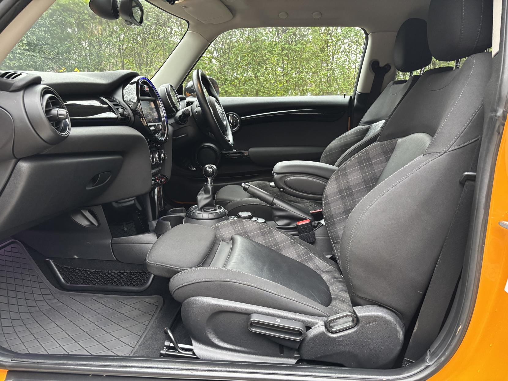 MINI Hatch 1.5 Cooper Hatchback 3dr Petrol Manual Euro 6 (s/s) (136 ps)