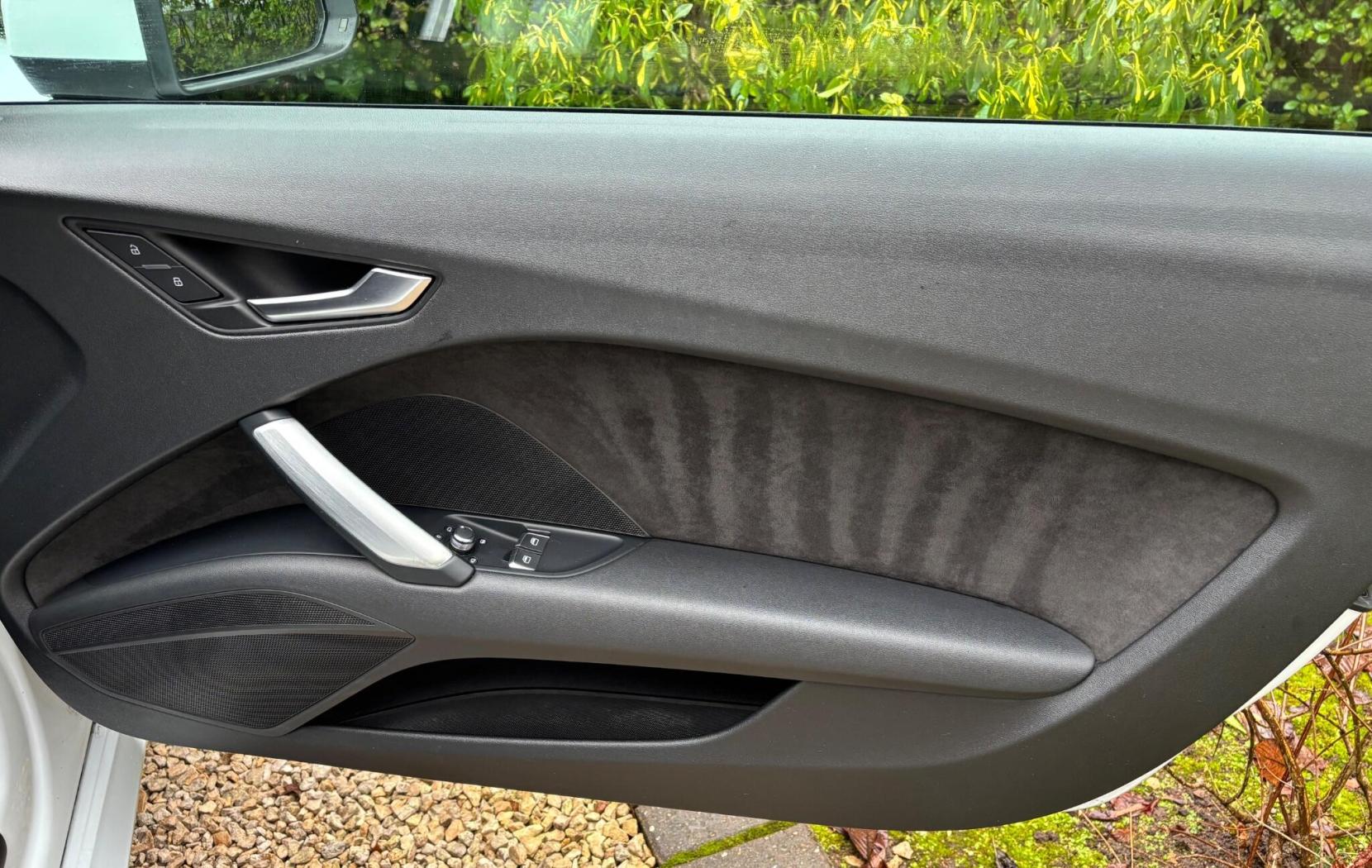 Audi TT 1.8 TFSI S line Coupe 3dr Petrol Manual Euro 6 (s/s) (180 ps)