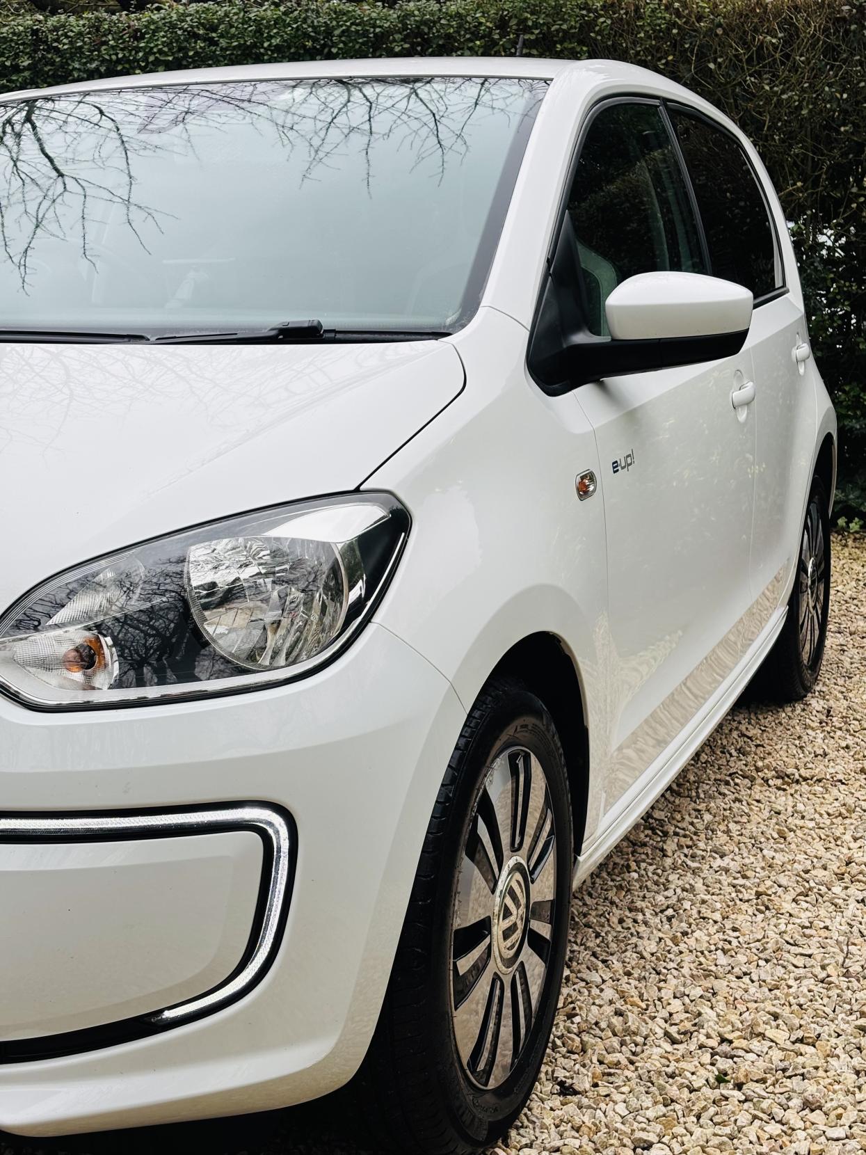 Volkswagen e-up! 18.7kWh e-up! Hatchback 5dr Electric Auto (82 ps)