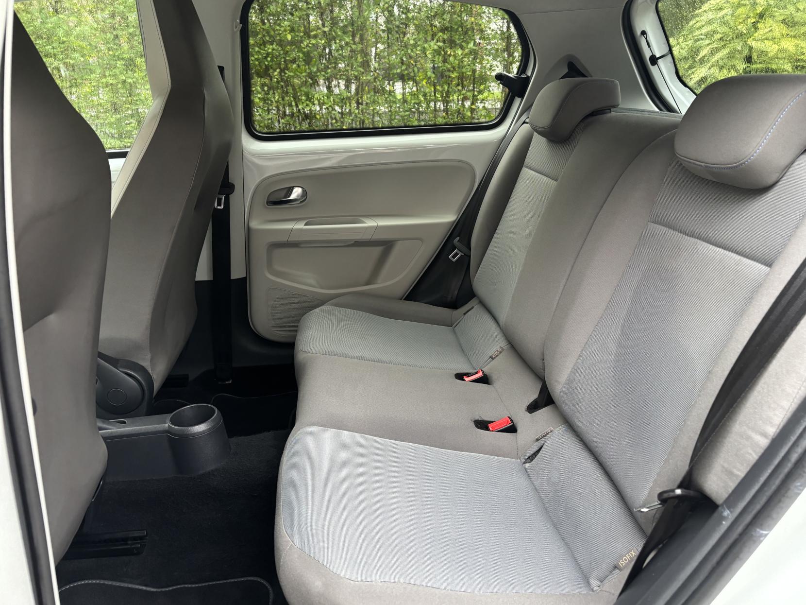 Volkswagen e-up! 18.7kWh e-up! Hatchback 5dr Electric Auto (82 ps)