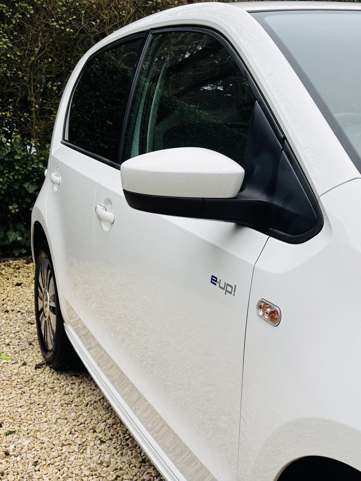 Volkswagen e-up! 18.7kWh e-up! Hatchback 5dr Electric Auto (82 ps)