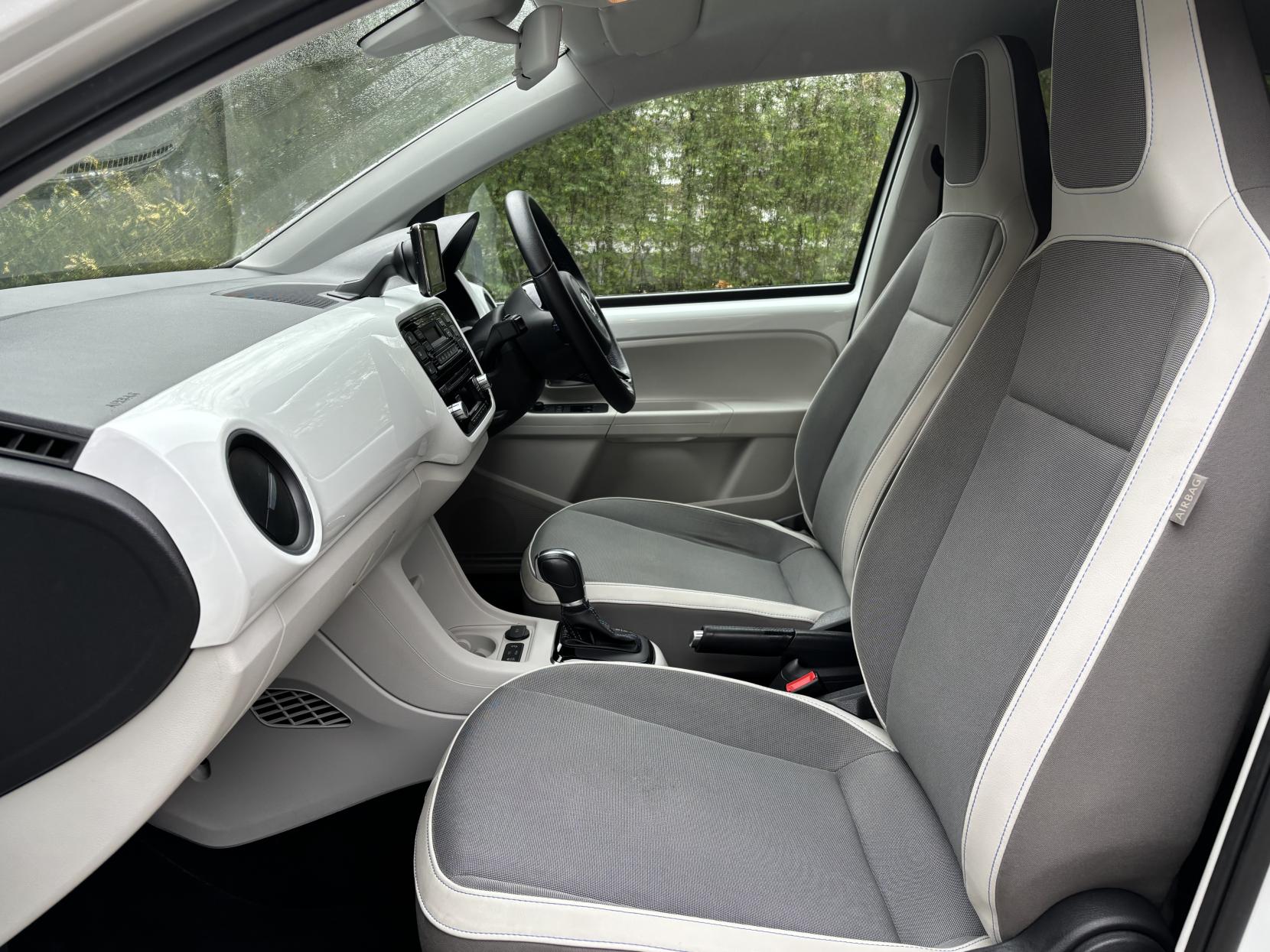 Volkswagen e-up! 18.7kWh e-up! Hatchback 5dr Electric Auto (82 ps)