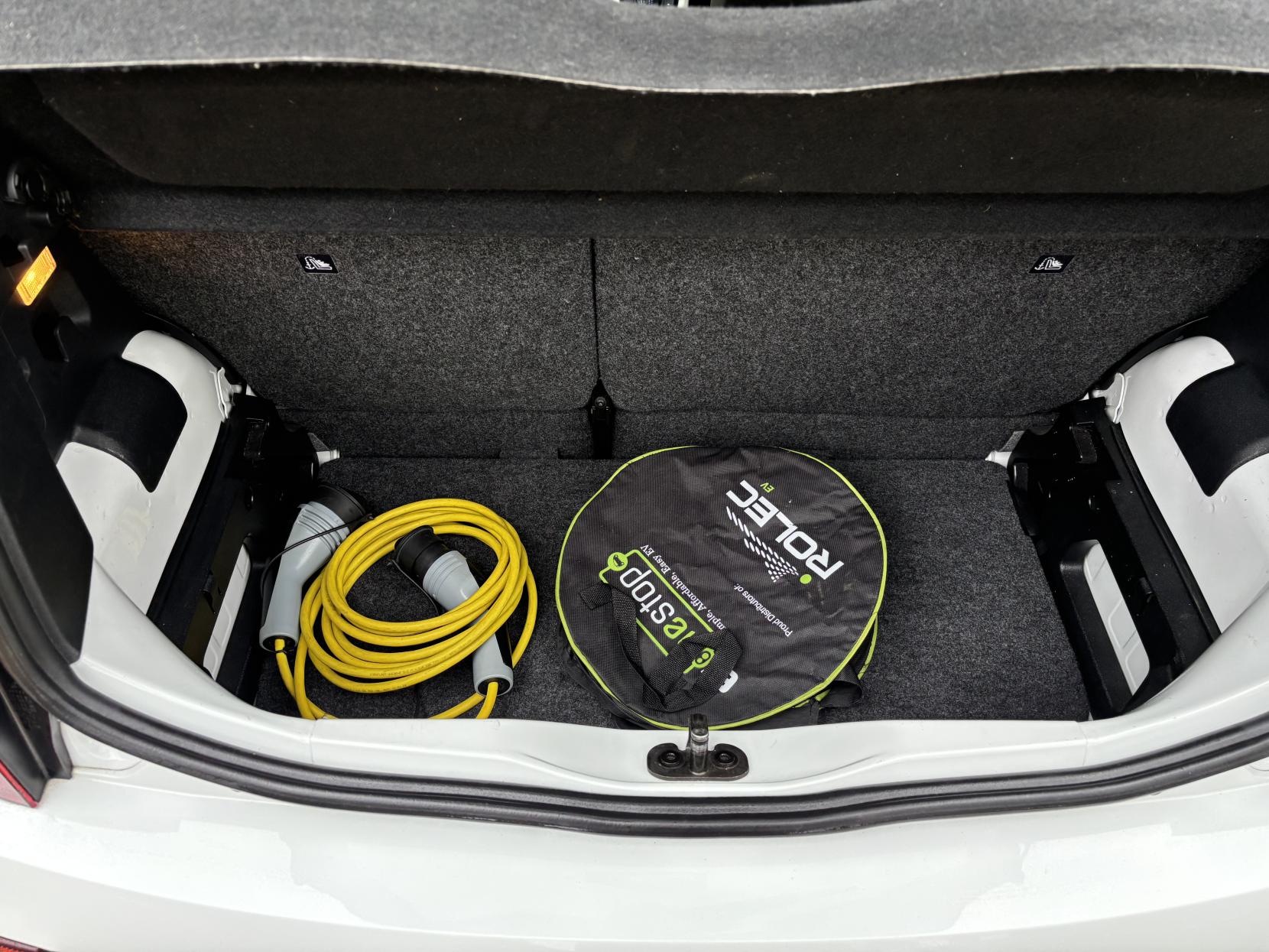 Volkswagen e-up! 18.7kWh e-up! Hatchback 5dr Electric Auto (82 ps)