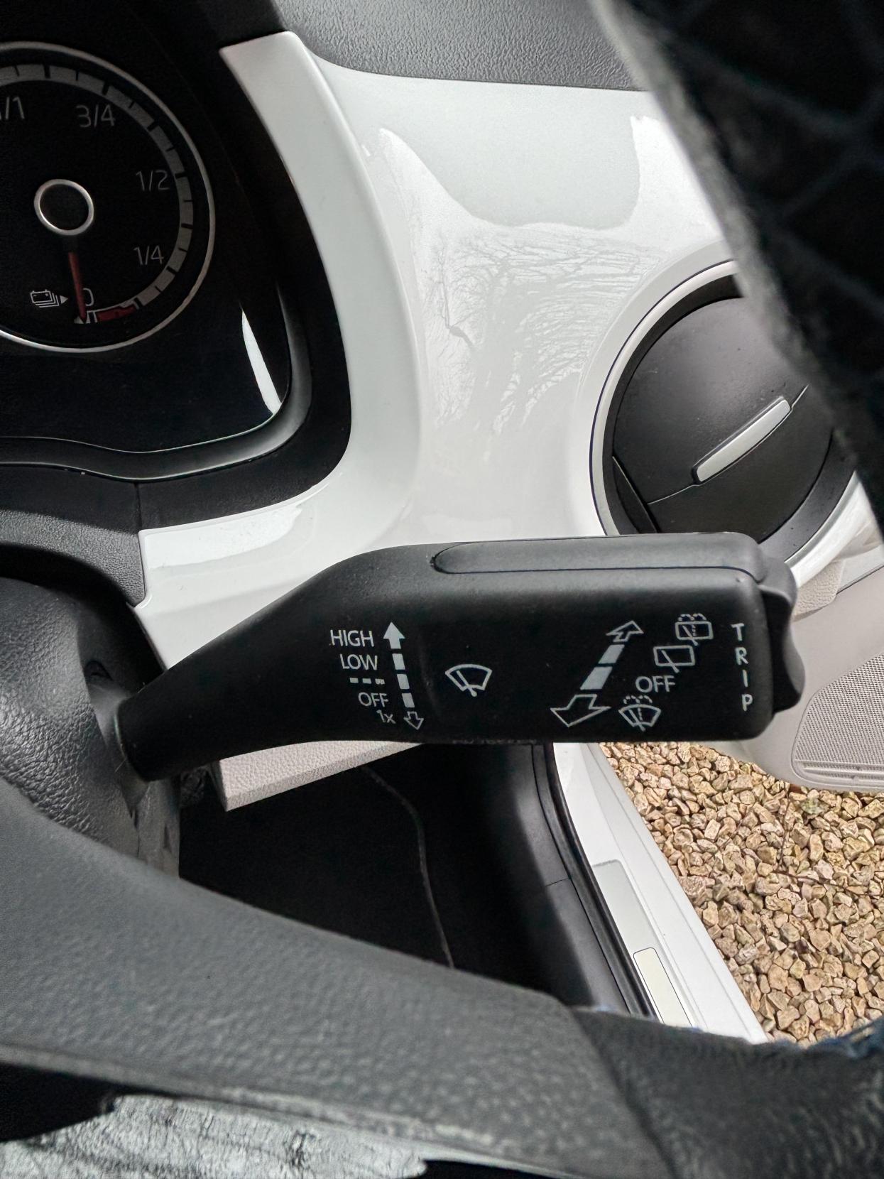 Volkswagen e-up! 18.7kWh e-up! Hatchback 5dr Electric Auto (82 ps)