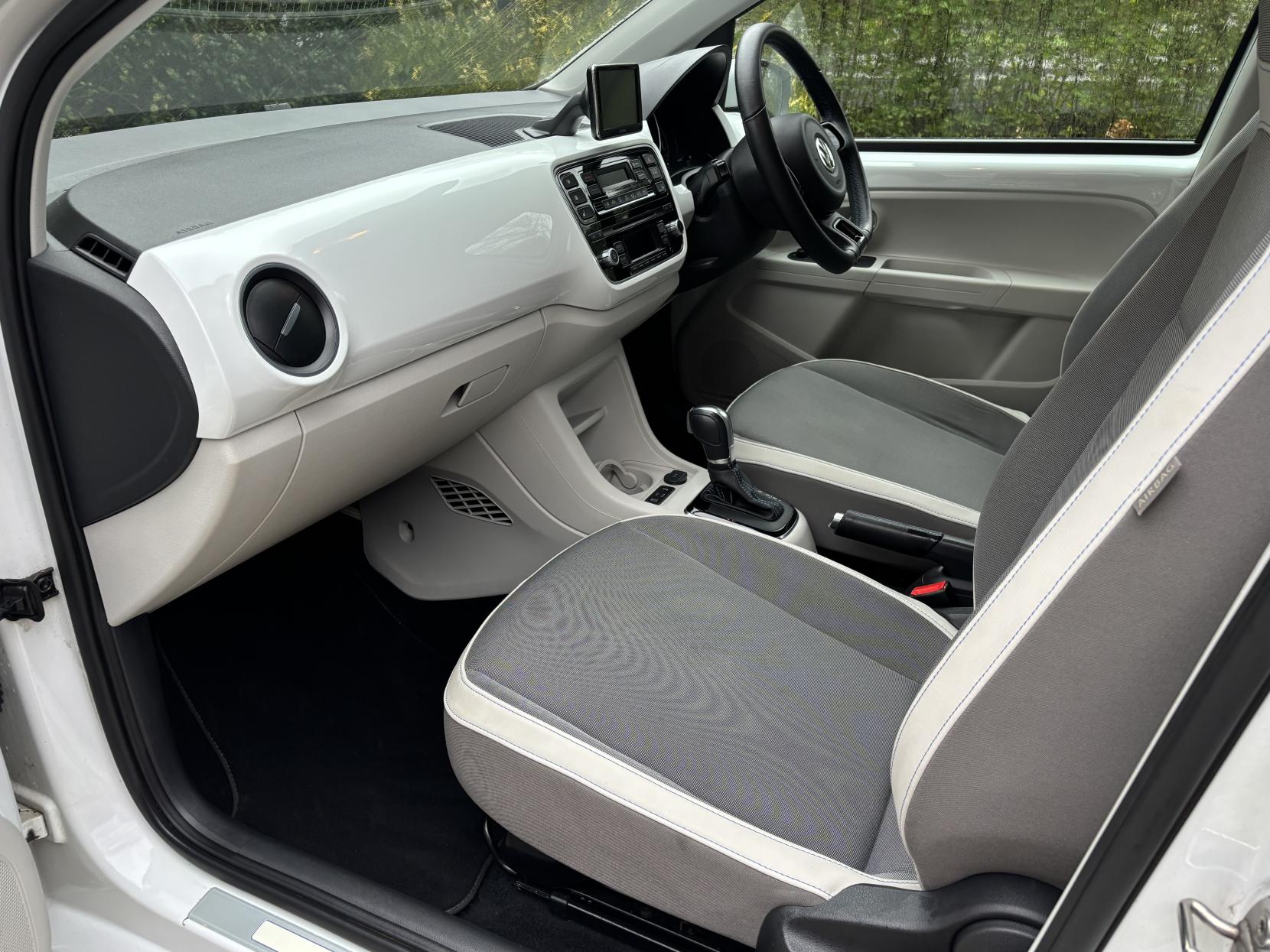 Volkswagen e-up! 18.7kWh e-up! Hatchback 5dr Electric Auto (82 ps)