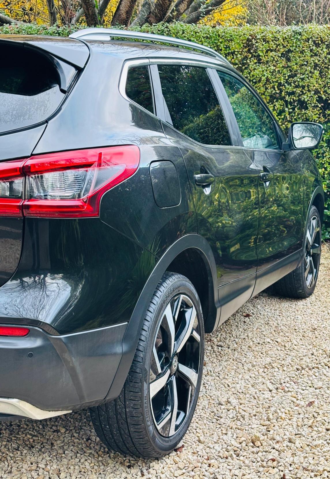 Nissan Qashqai 1.2 DIG-T Tekna SUV 5dr Petrol Manual Euro 6 (s/s) (115 ps)