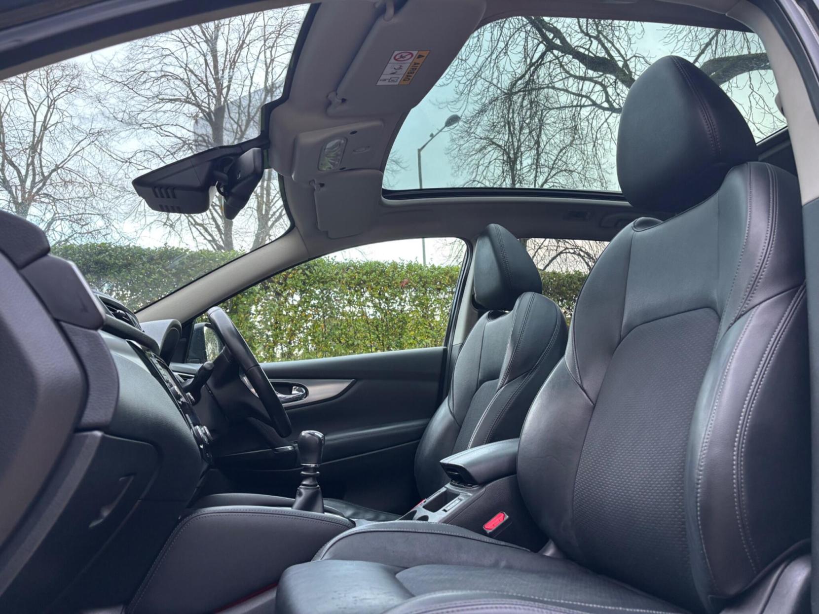 Nissan Qashqai 1.2 DIG-T Tekna SUV 5dr Petrol Manual Euro 6 (s/s) (115 ps)