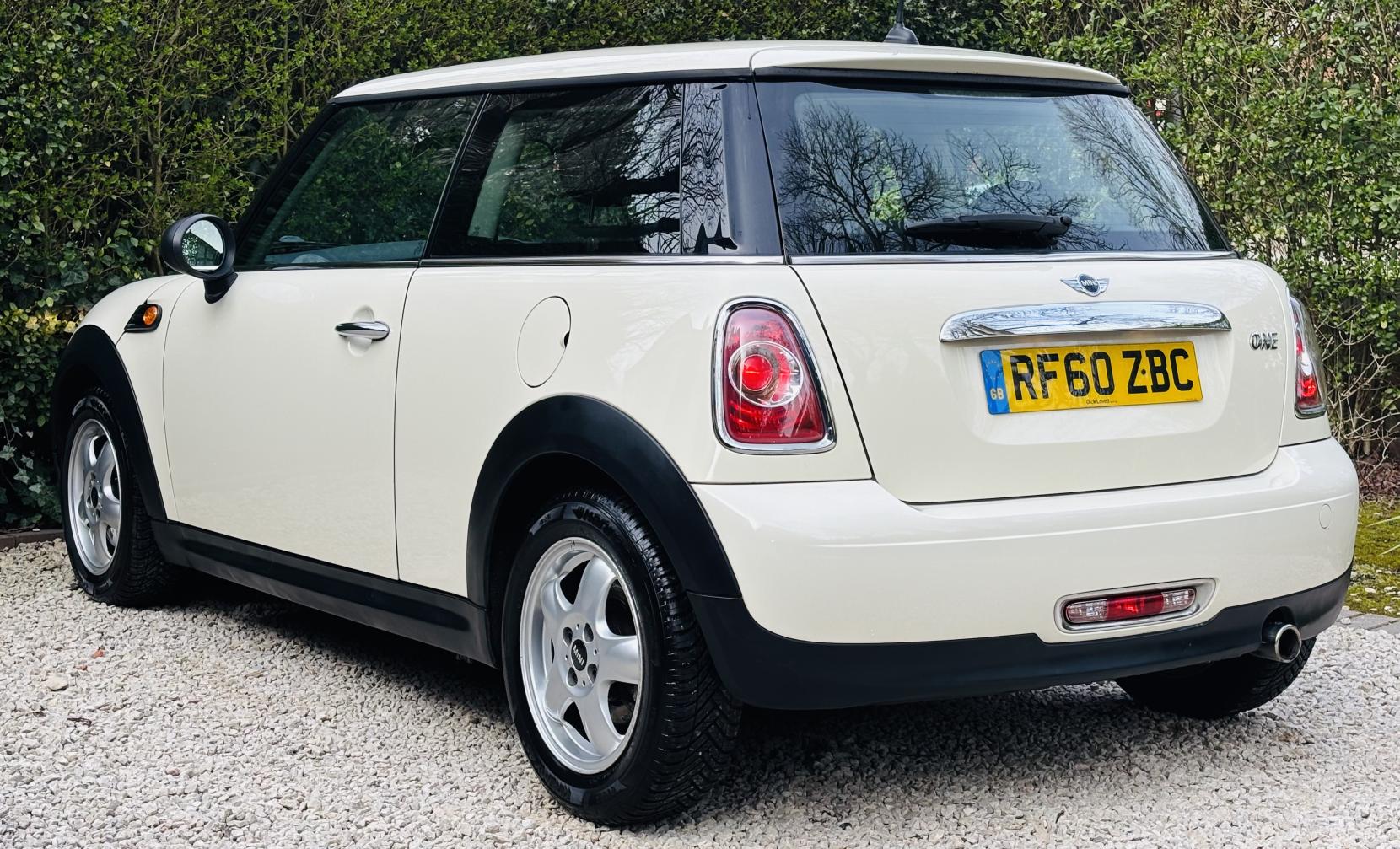 MINI Hatch 1.6 One Hatchback 3dr Petrol Manual Euro 5 (98 ps)