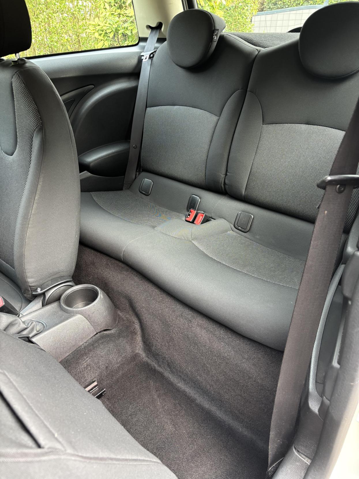 MINI Hatch 1.6 One Hatchback 3dr Petrol Manual Euro 5 (98 ps)