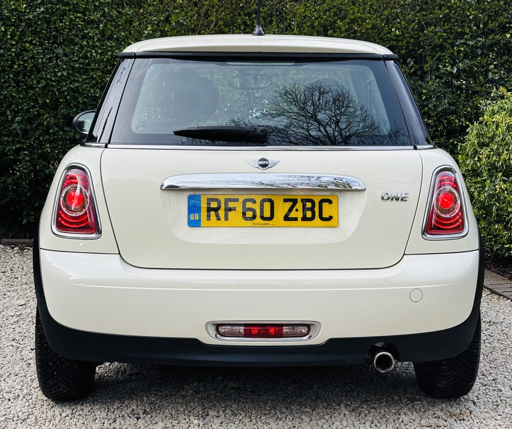 MINI Hatch 1.6 One Hatchback 3dr Petrol Manual Euro 5 (98 ps)