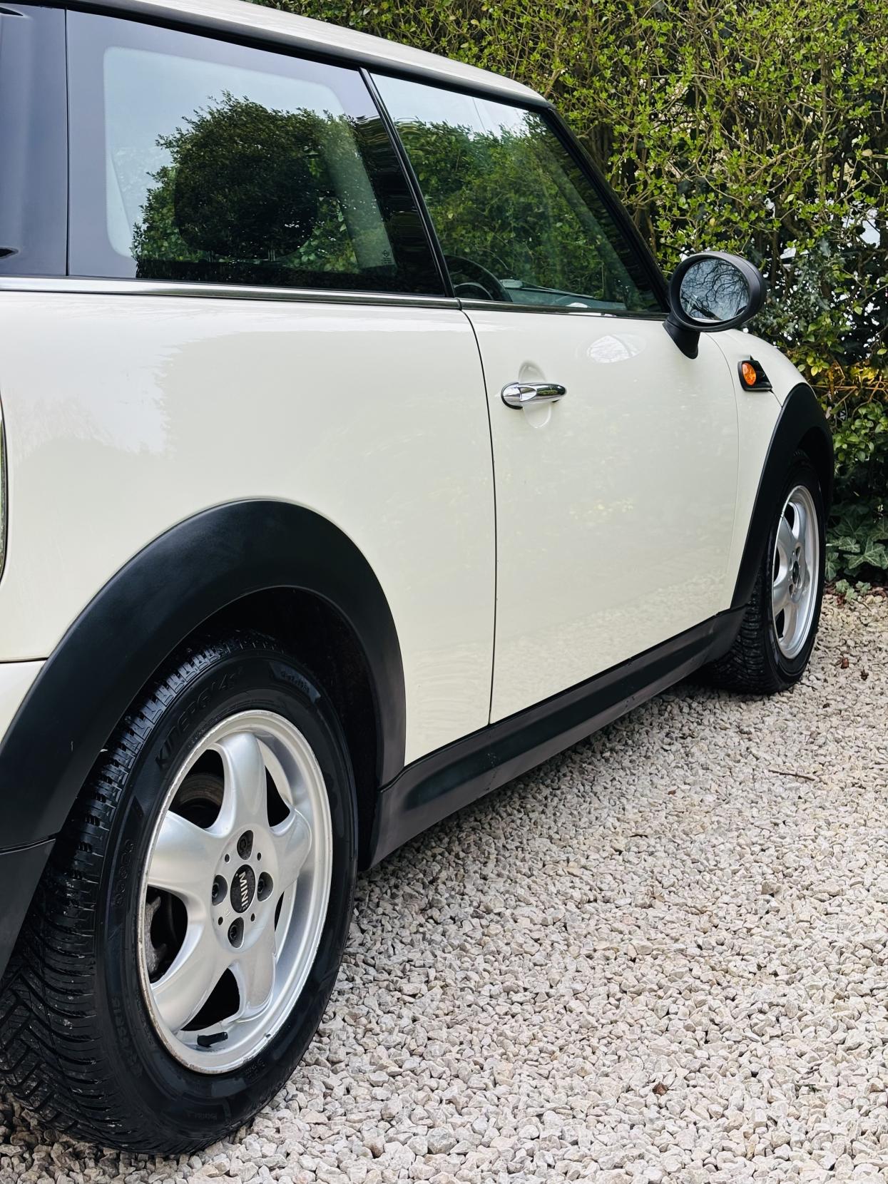 MINI Hatch 1.6 One Hatchback 3dr Petrol Manual Euro 5 (98 ps)