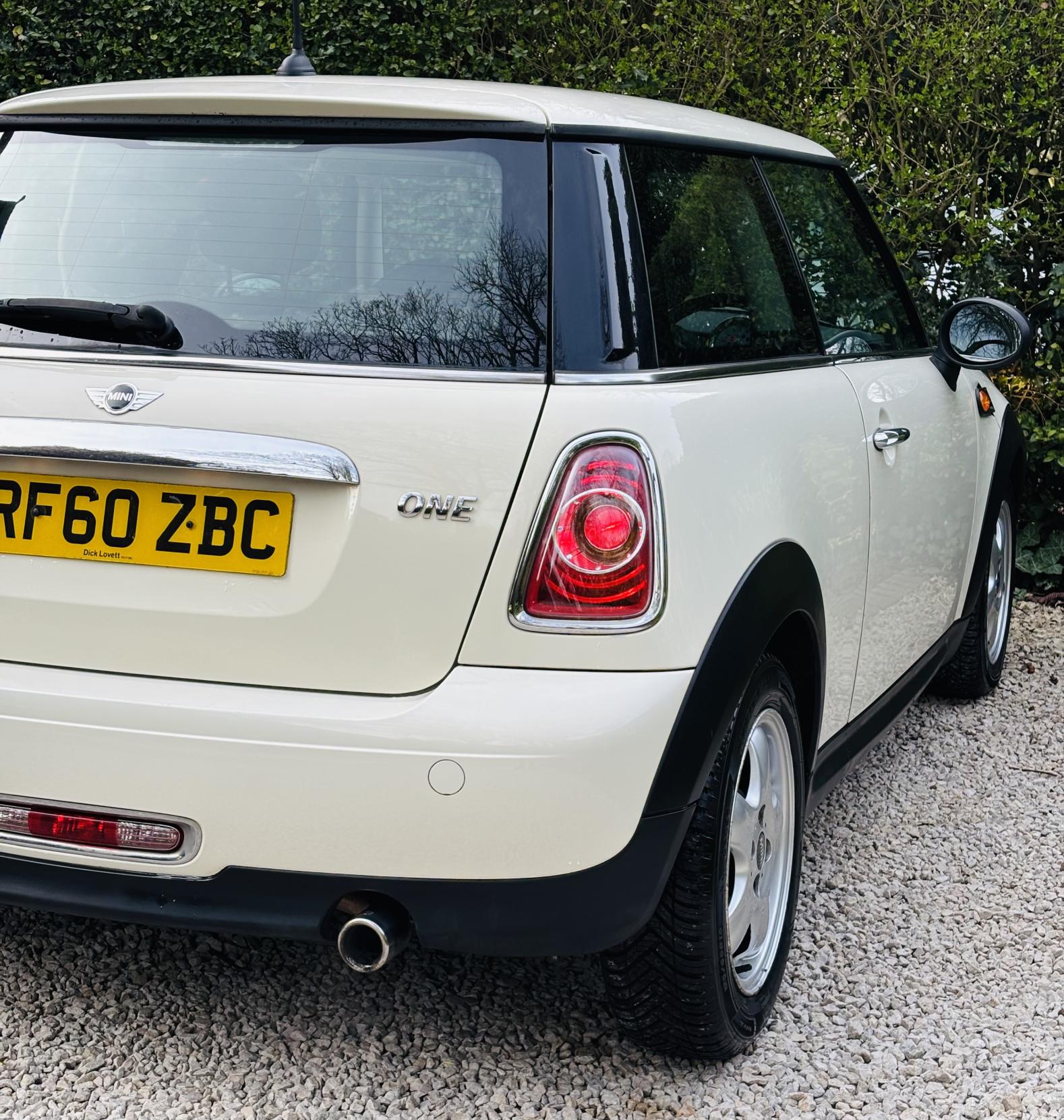 MINI Hatch 1.6 One Hatchback 3dr Petrol Manual Euro 5 (98 ps)